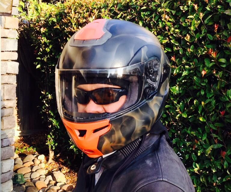 How to Airbrush a Motorcycle Helmet : 5 Steps - Instructables How to Airbrush a Motorcycle Helmet : 5 Steps - Instructables