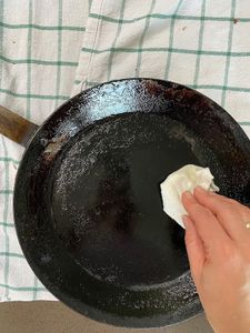 5. Cleaning a Cast Iron Pan