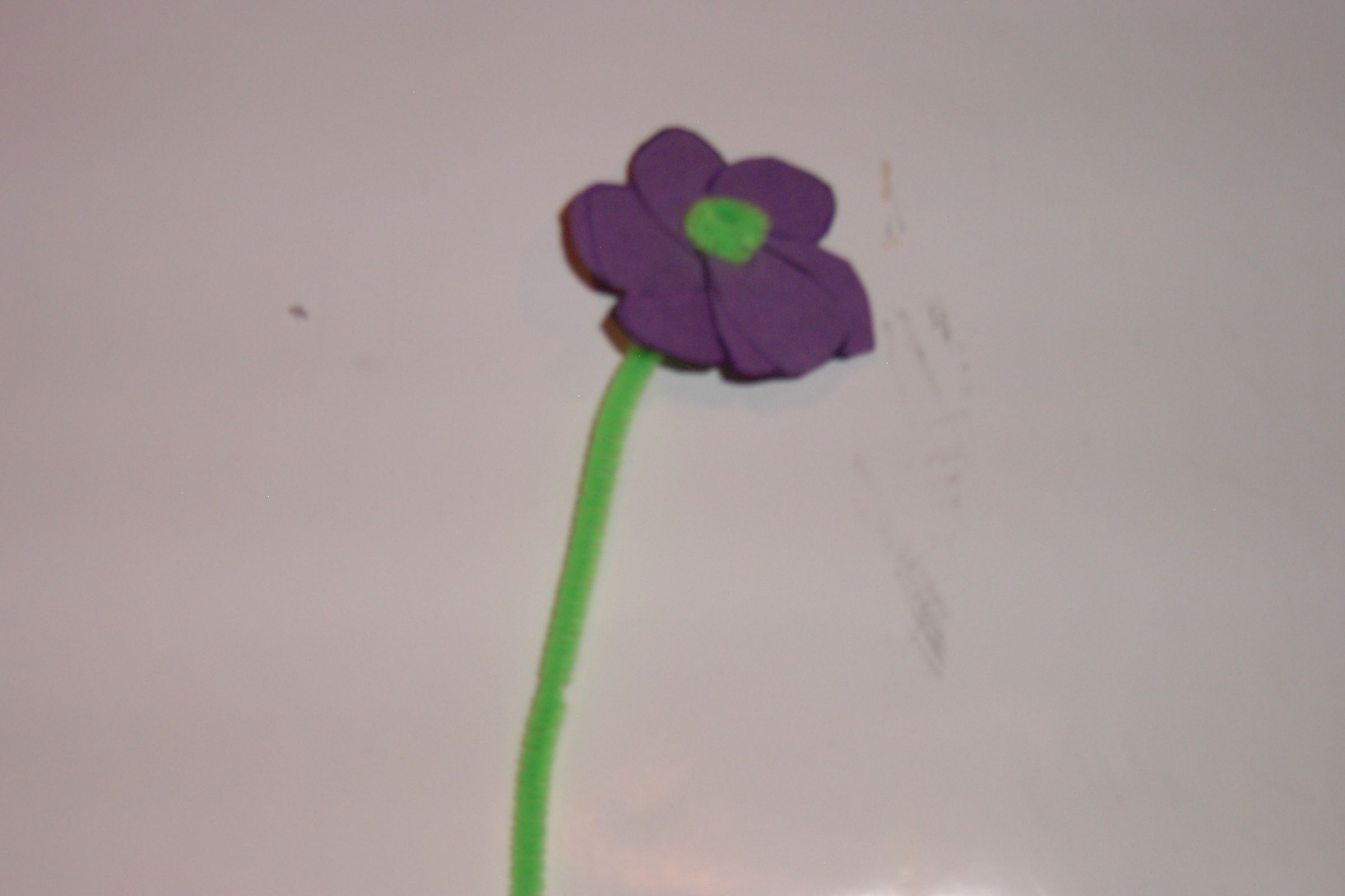 Easy Construction Paper and Pipe Cleaner Flower 7 Steps Instructables