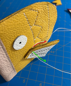 Attaching the Side Fins