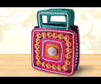 How to Make an Innovative Newspaper Handbag?