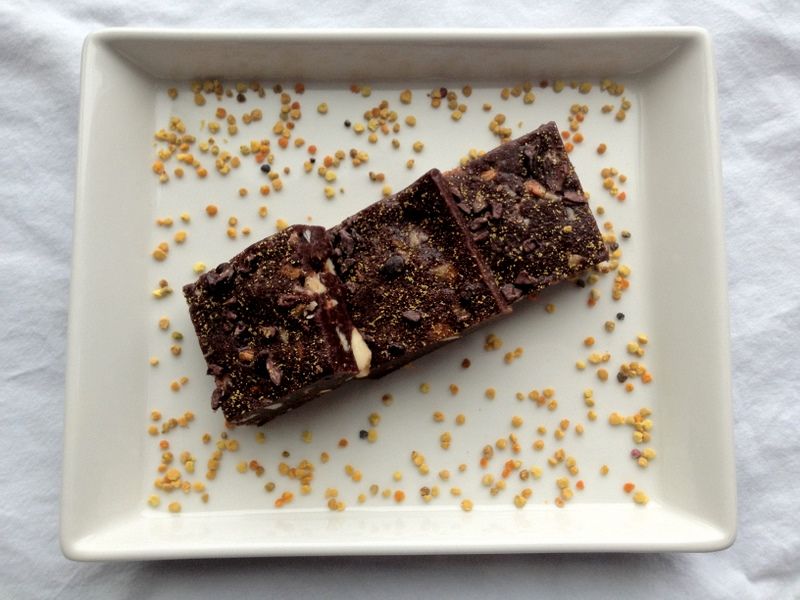 Bee Pollen Raw Brownies (No Bake)
