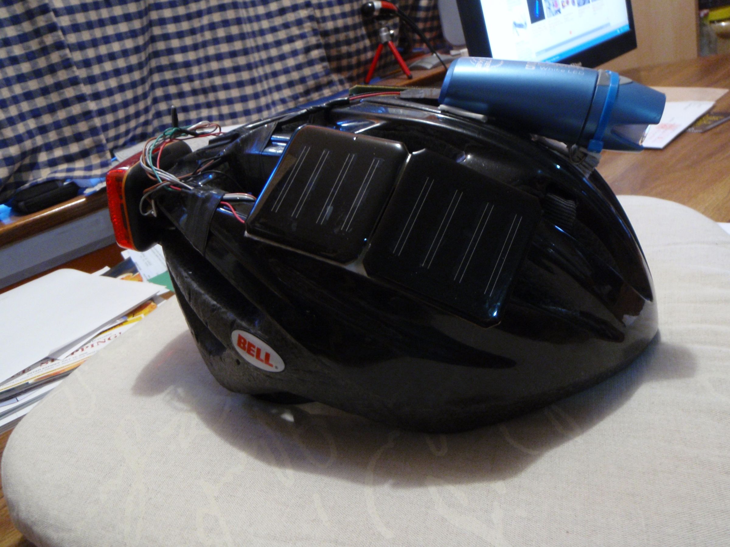 Trickle Charging Auto-switching LED Helmet
