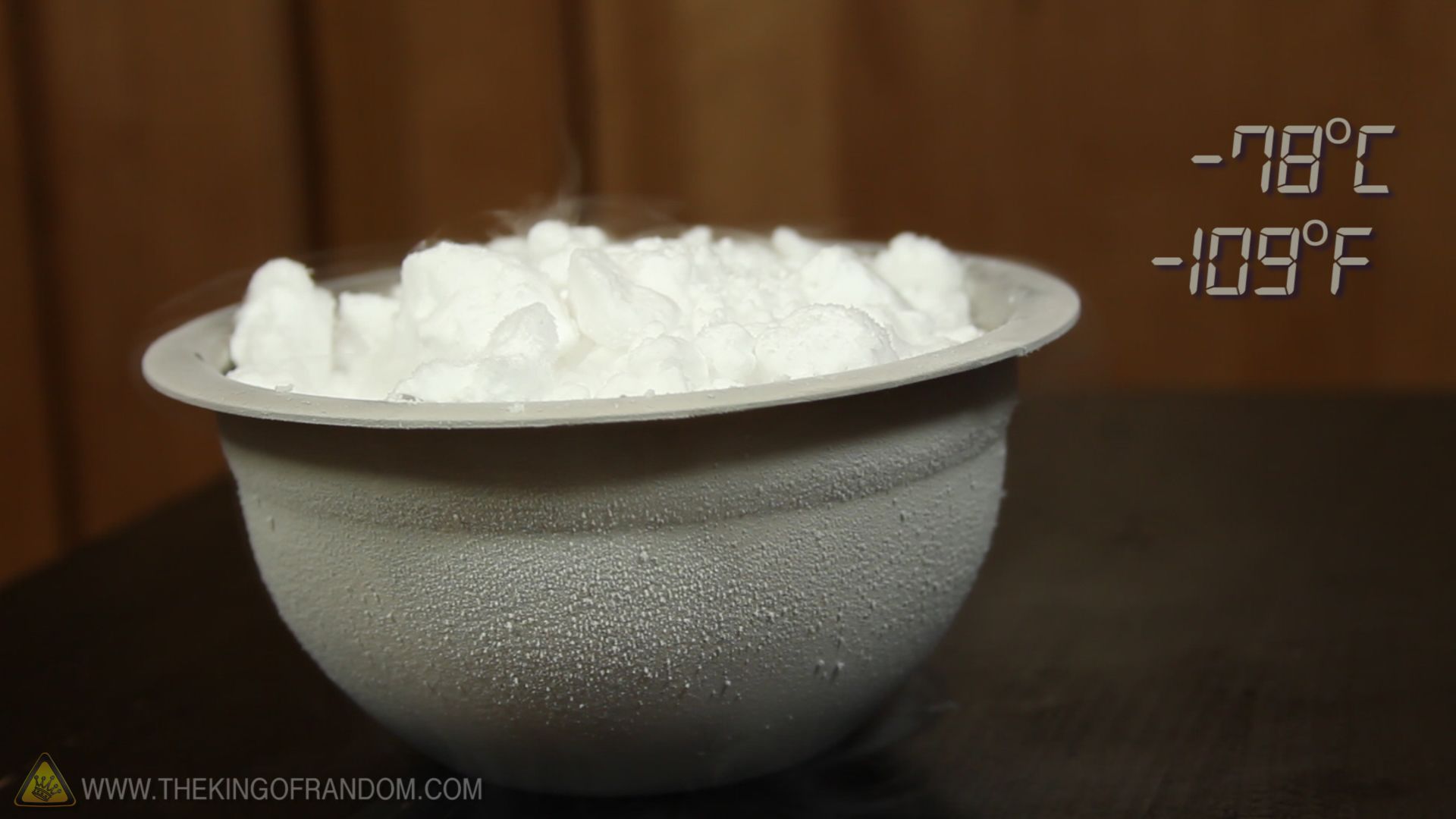 How to Make Carbonated Ice Cream, "Halloween Style"! (Dry Ice Cream
