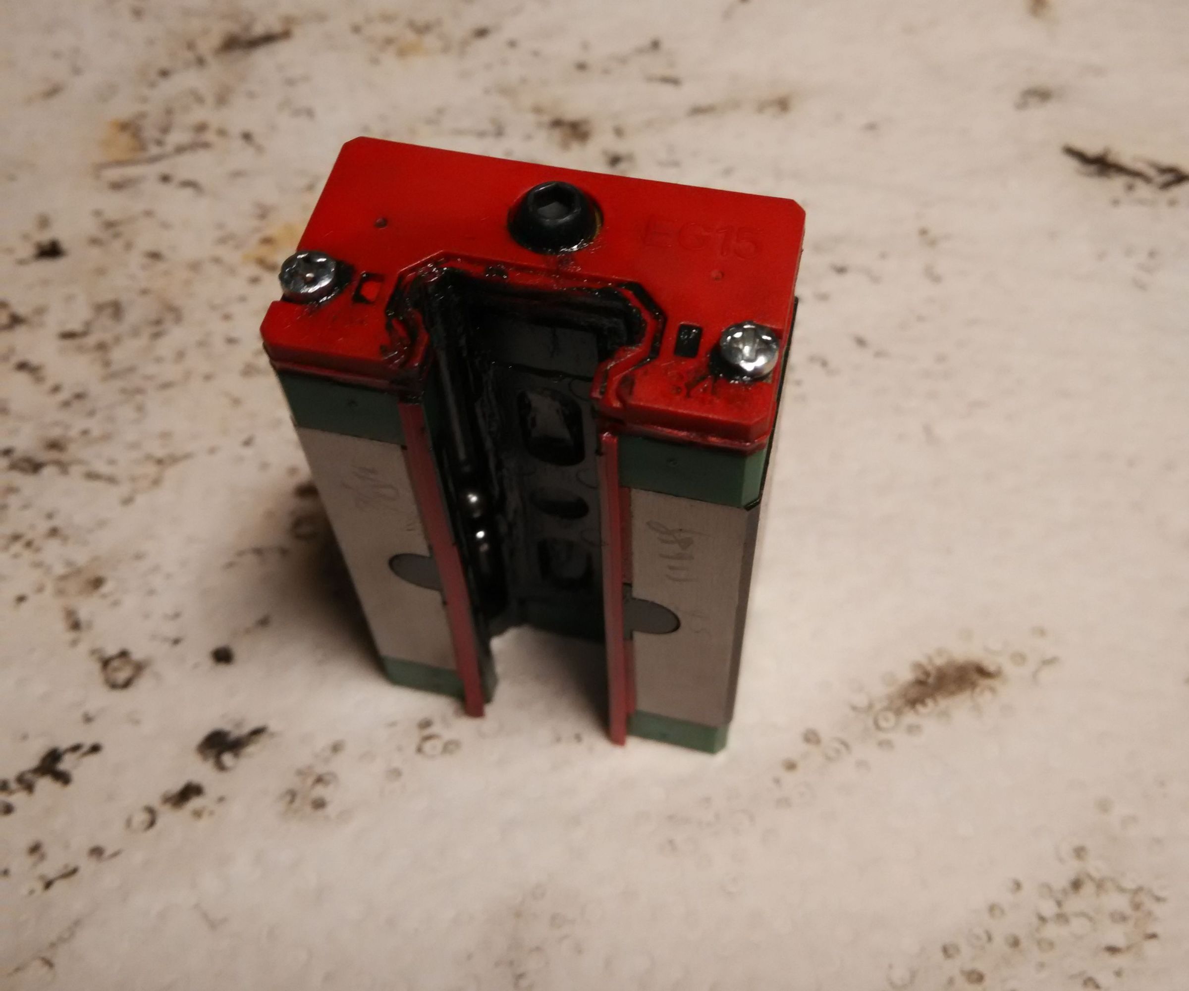 Ball Replacing - HIWIN Linear Guide