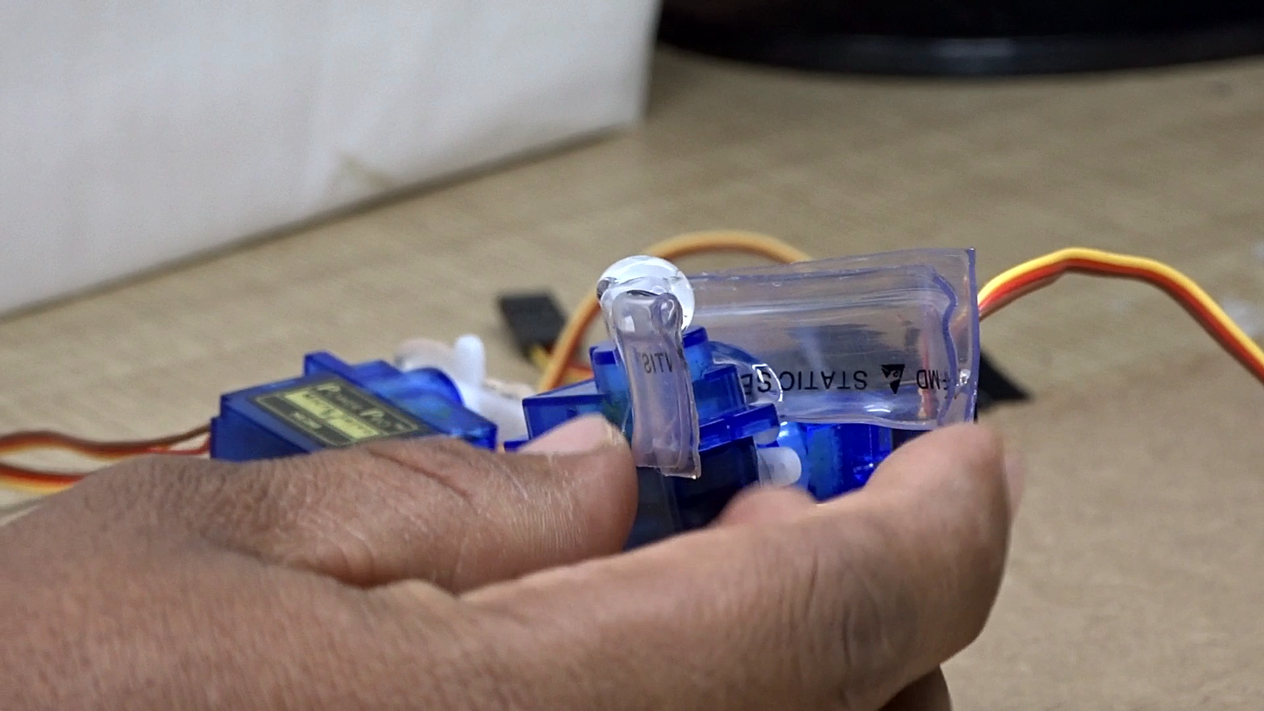 Simple Mimicking Robot Arm Using Arduino : 8 Steps (with Pictures ...