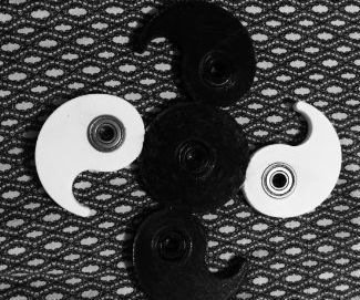 Yin-Yang Spinner