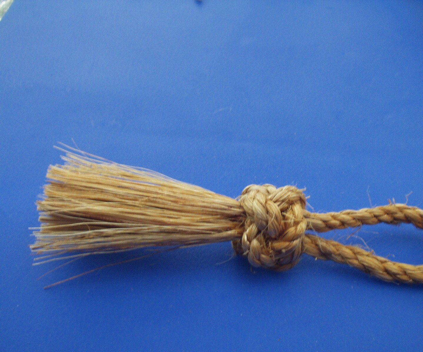 Marlinspike Lanyard Knot Whisk Broom