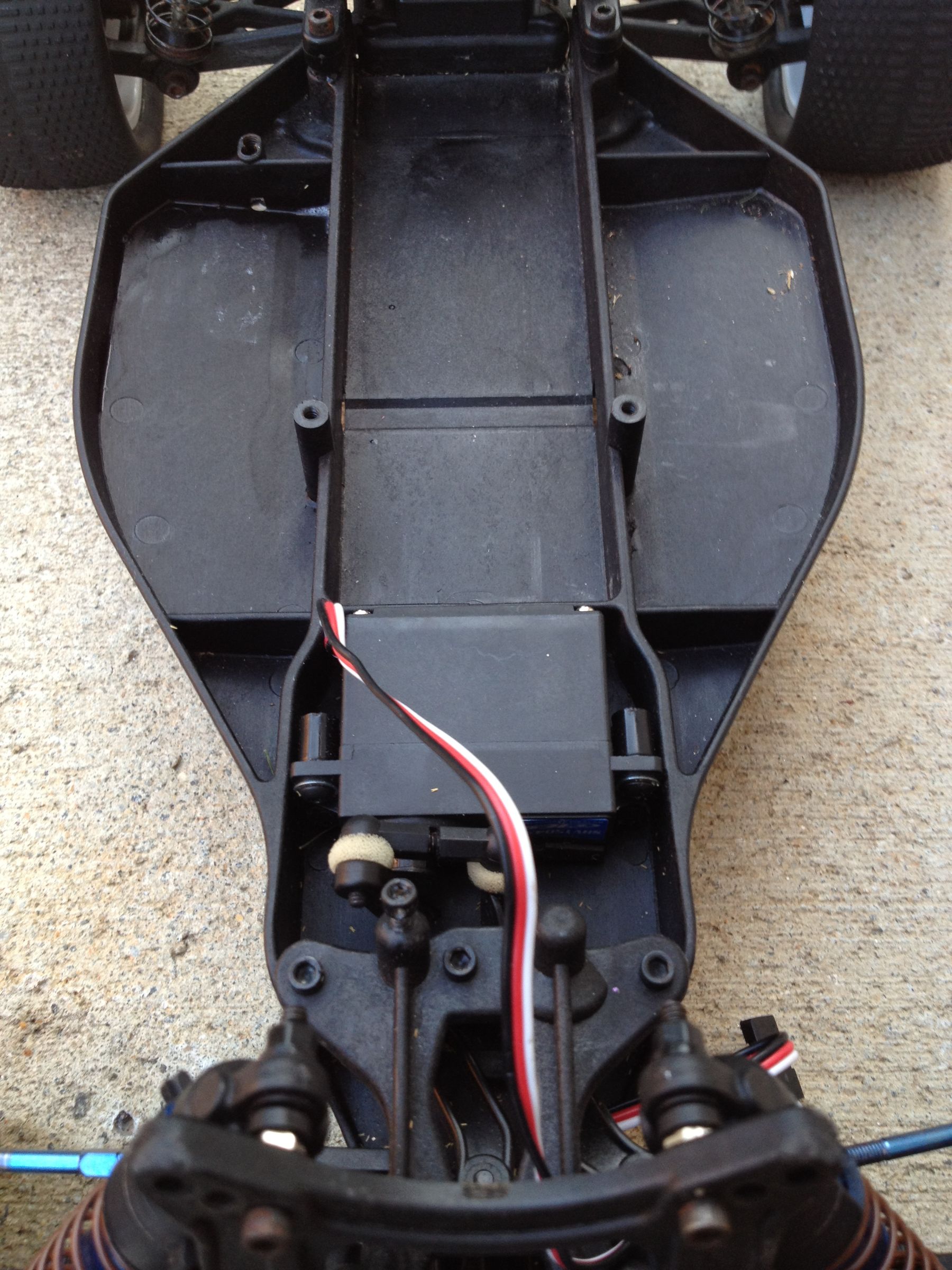 How to clean a RC car and remove RC Tape