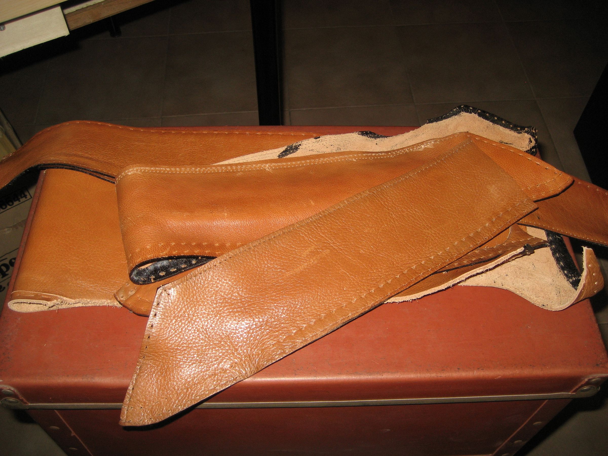 Leather Leg Pouch for Tools or Whatever Fits In! 7 Steps (with