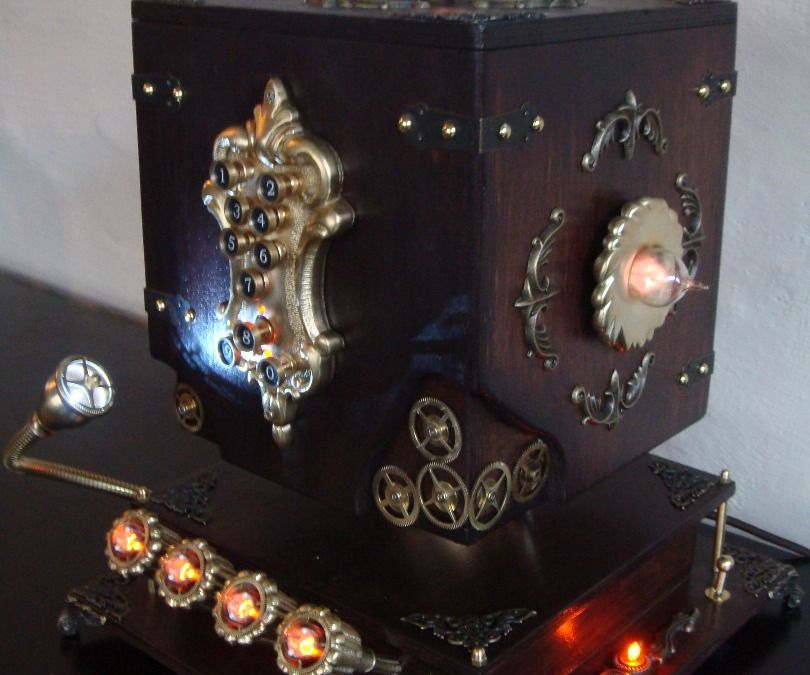 Aetherias Secret - a Steampunk Safe With Nixie Display