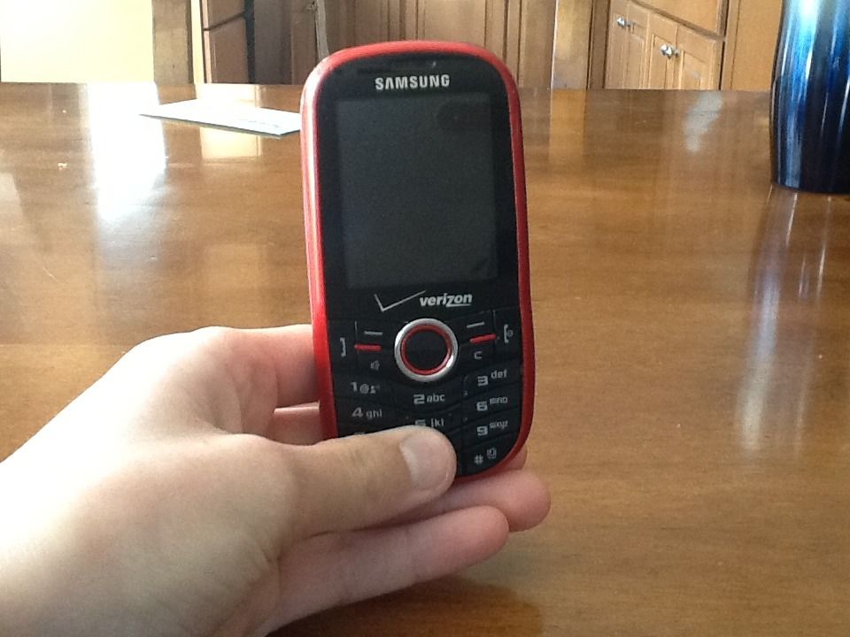 How to Fix Your Flip Phone's Screen