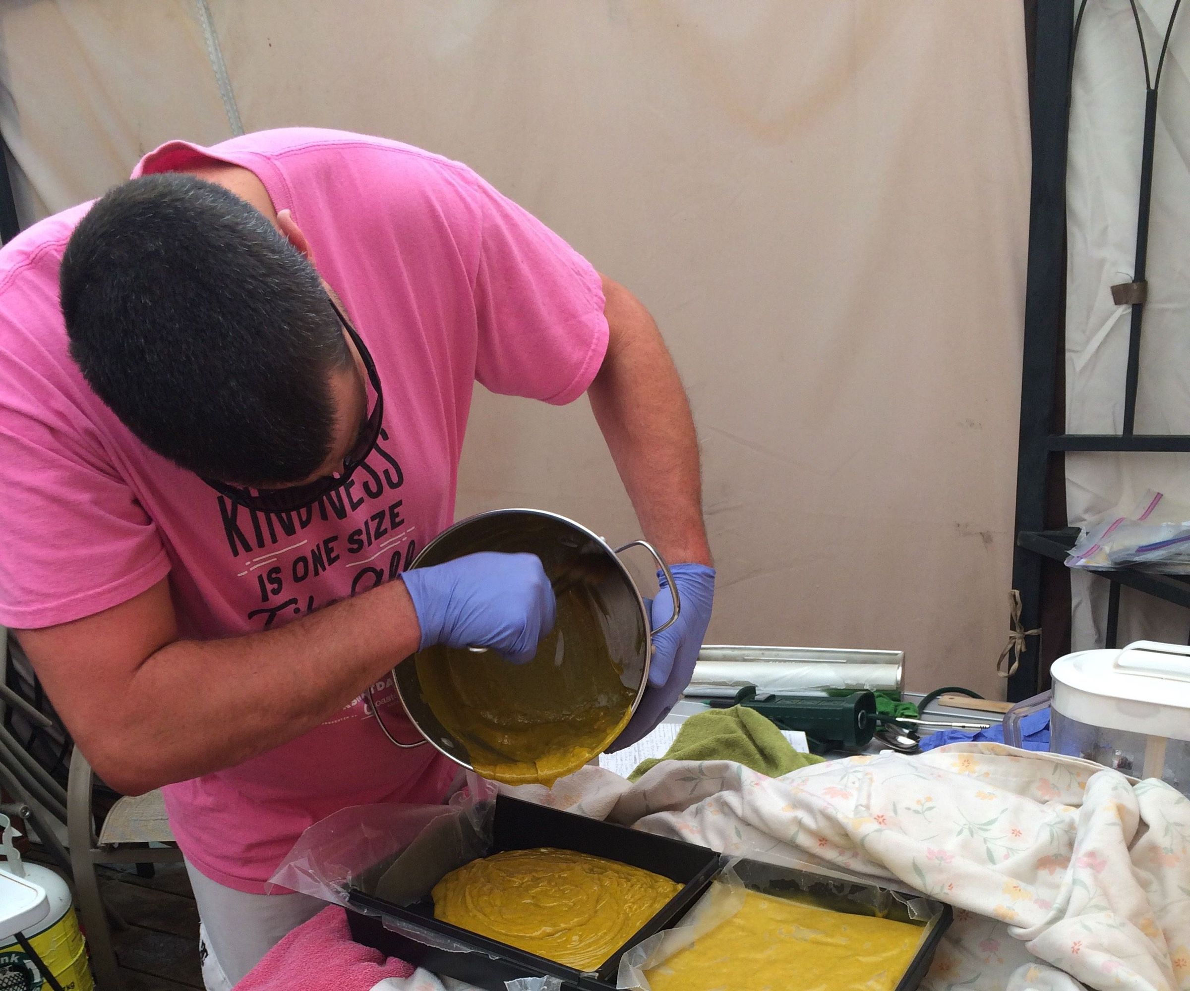 Make Artisan Soaps (The Easy Way)