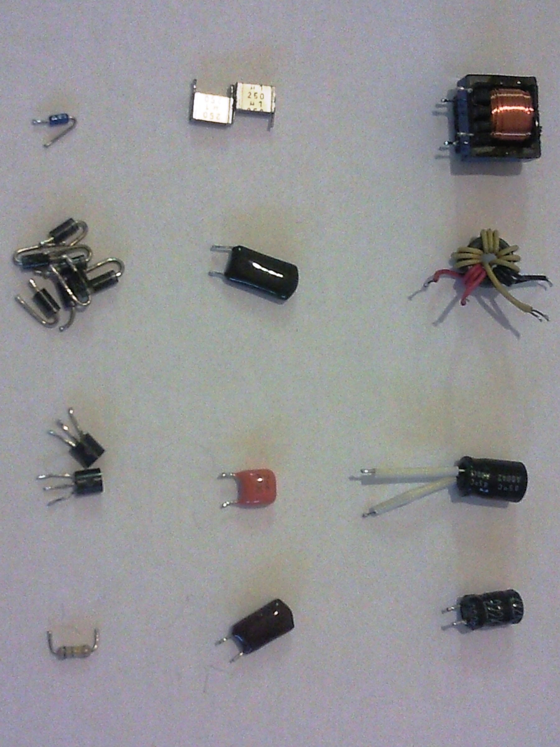 High Efficiency Regulated Joule Thief 4 Steps (with Pictures