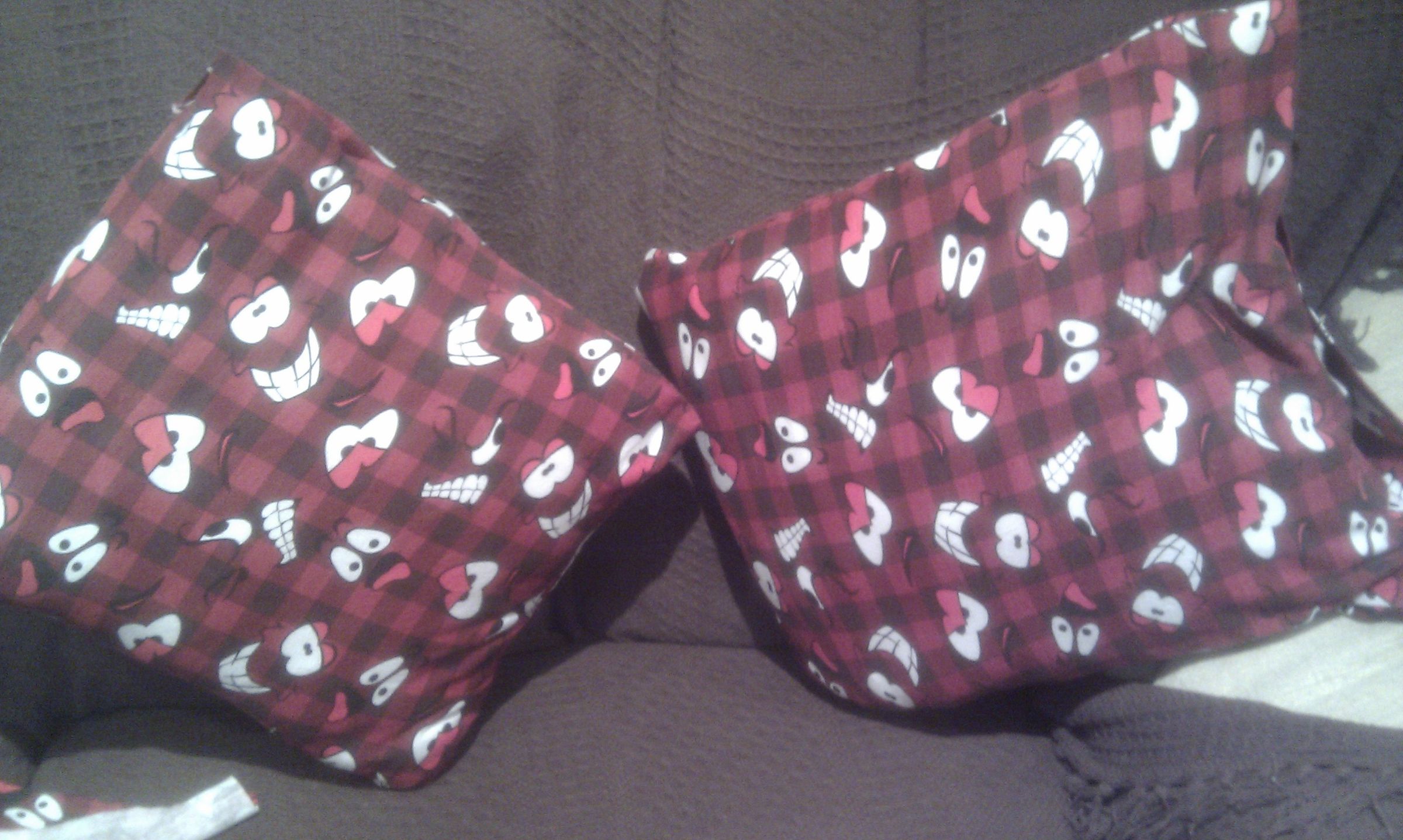 Custom Cushion Cover No Sew!