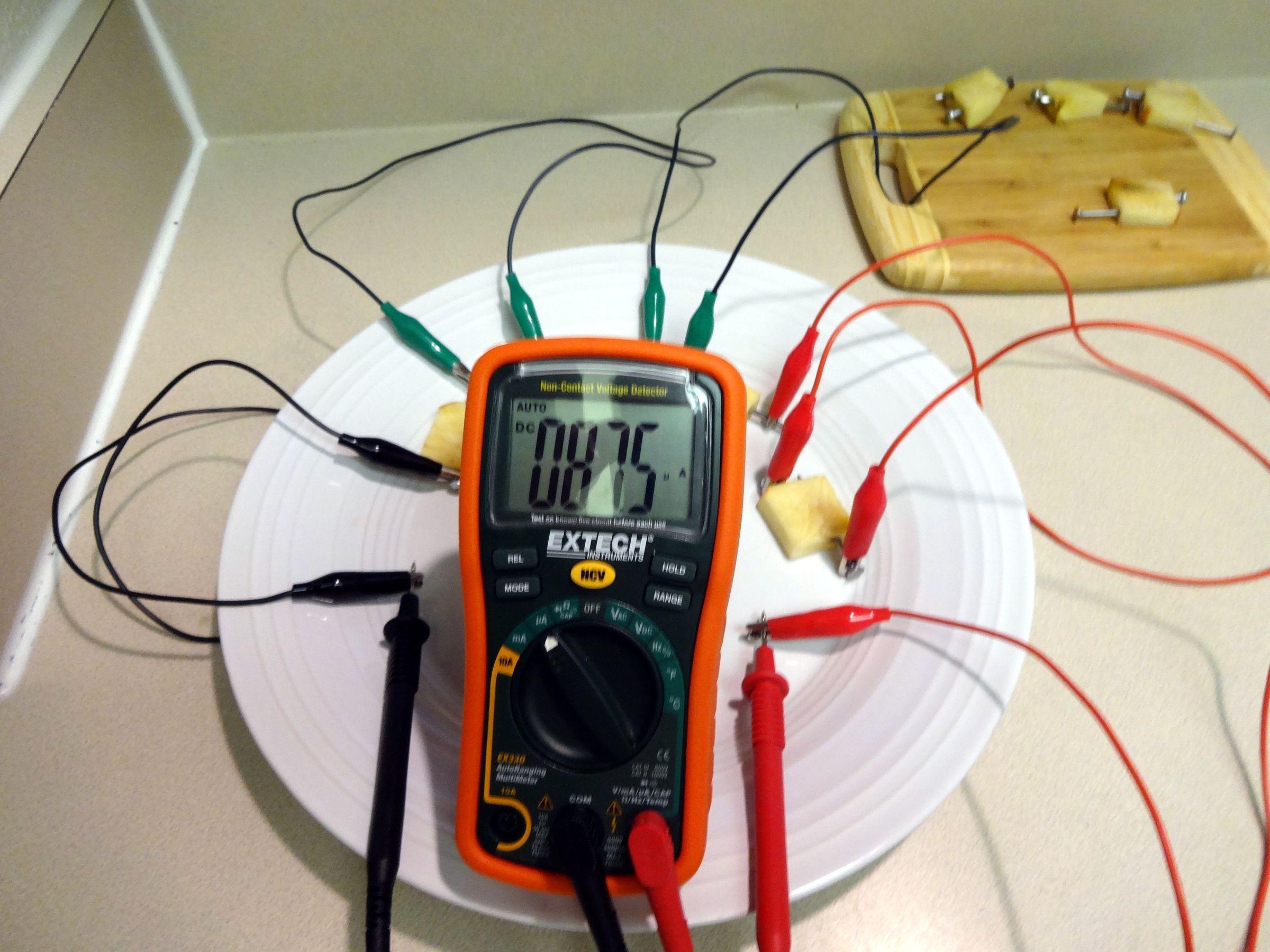 Comparing Apples, Oranges, and Batteries 8 Steps (with Pictures