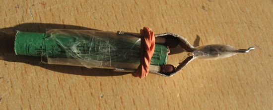 Simple Granade-like Ignitor (trigger) for Fire-works/crackers