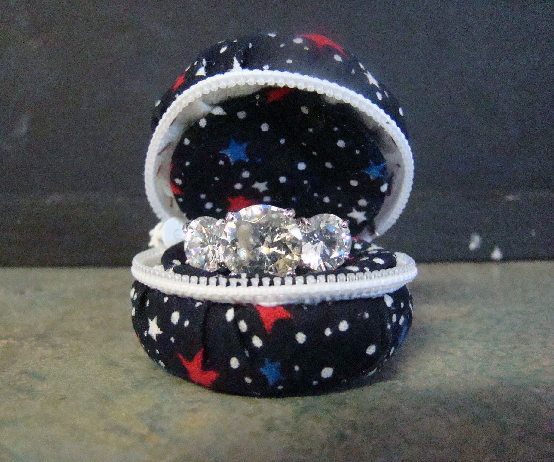 Small Zippered Box