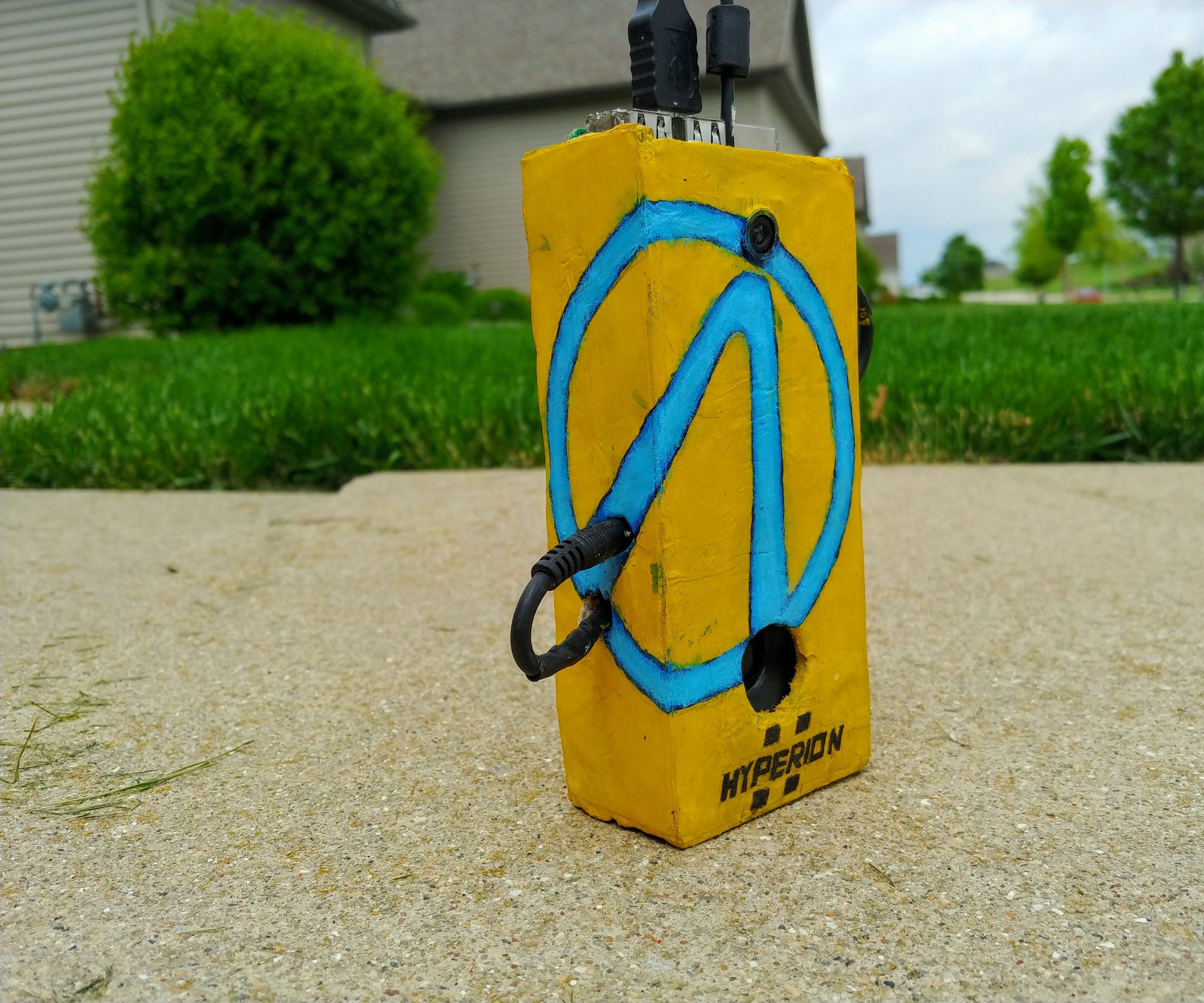 Make Your Own Hyperion New-U Station From Borderlands 2