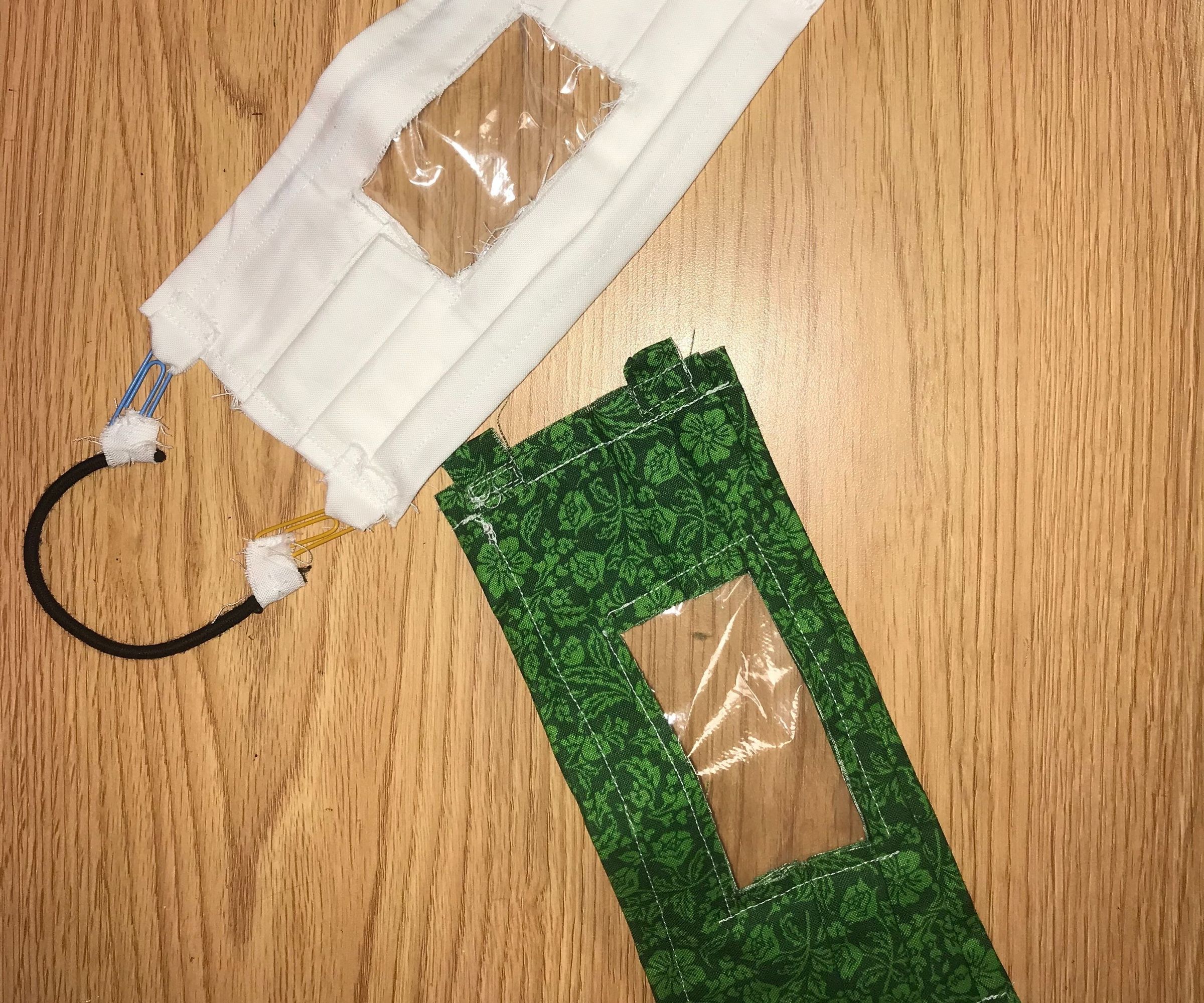 DIY Face Mask for People With Hearing Impairments