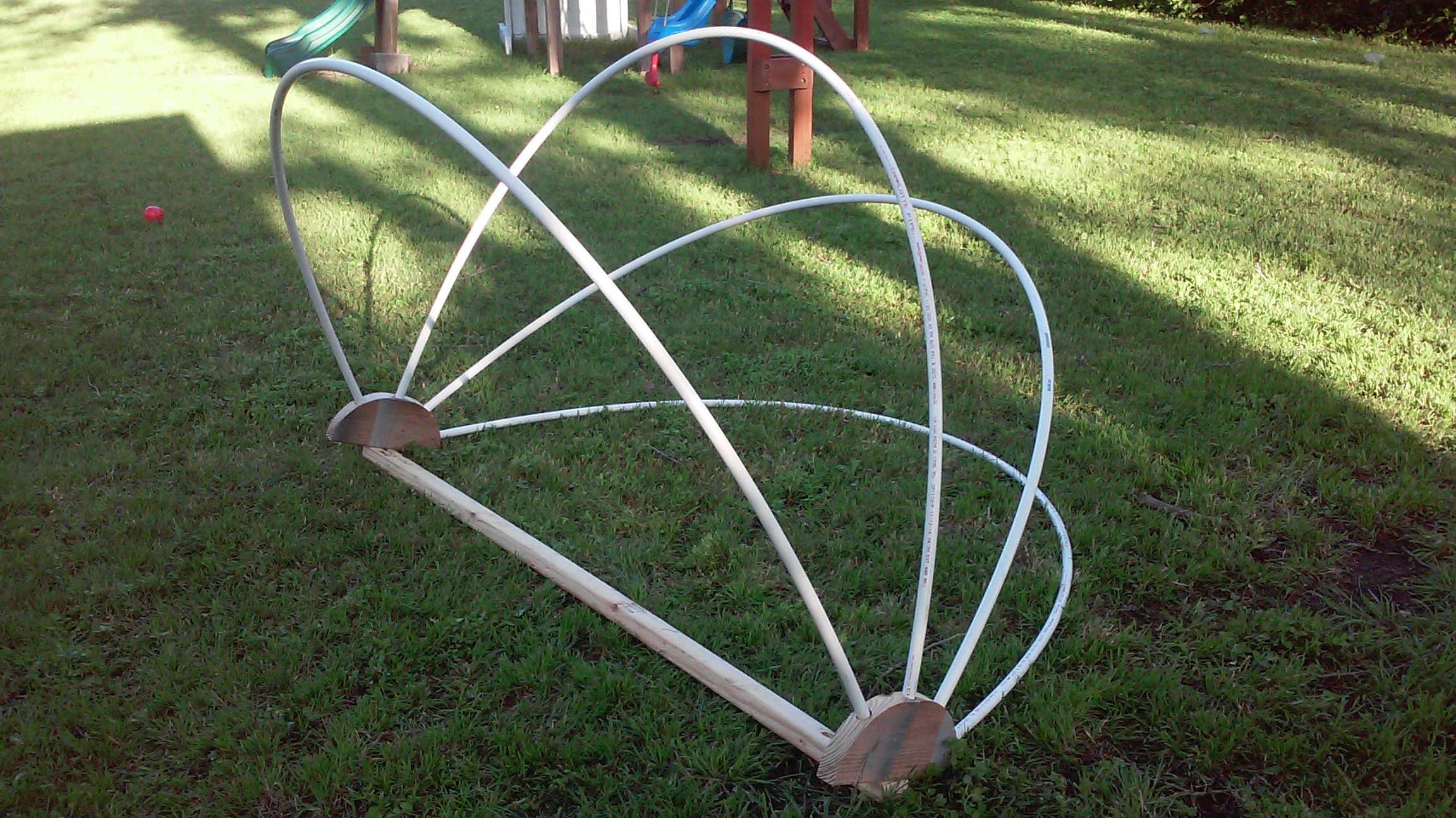 CLAMSHELL SUNSHADE 4 Steps (with Pictures) Instructables