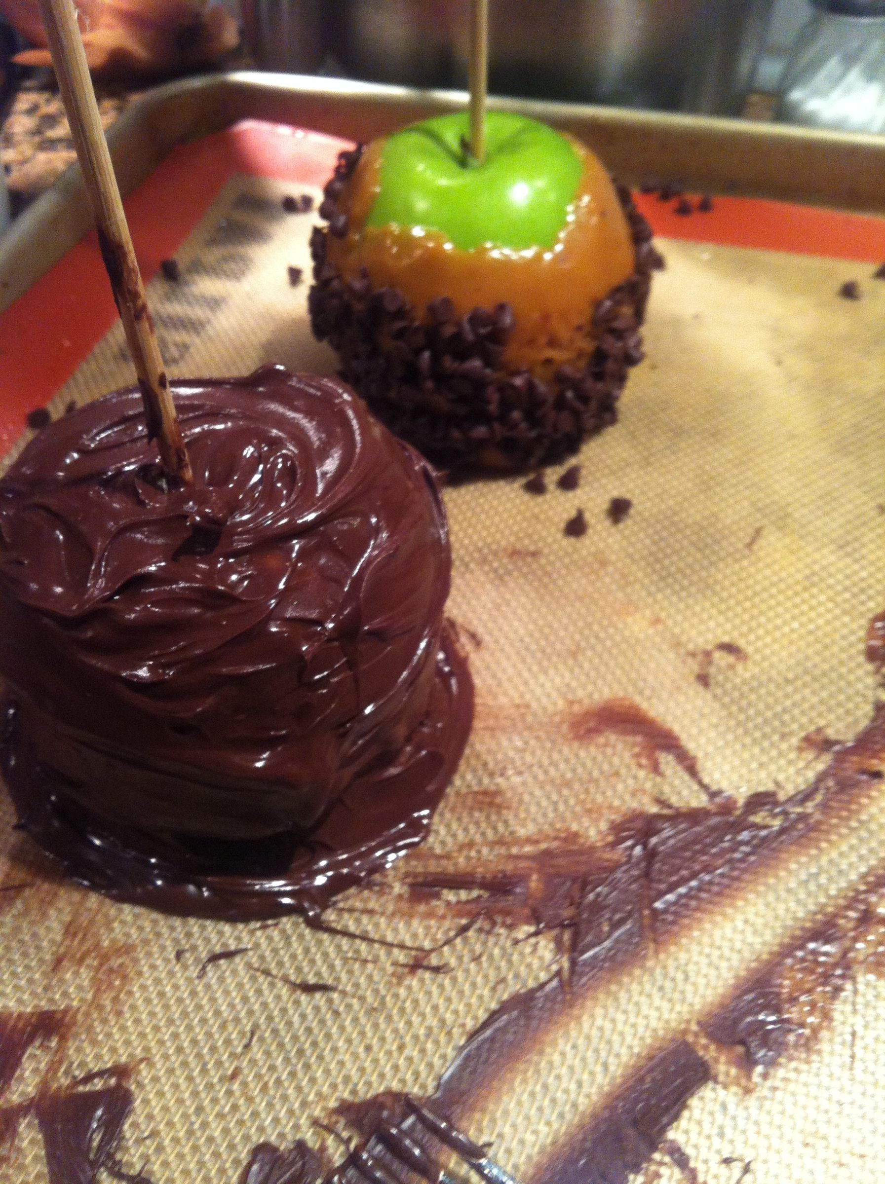 Simple Caramel Apples