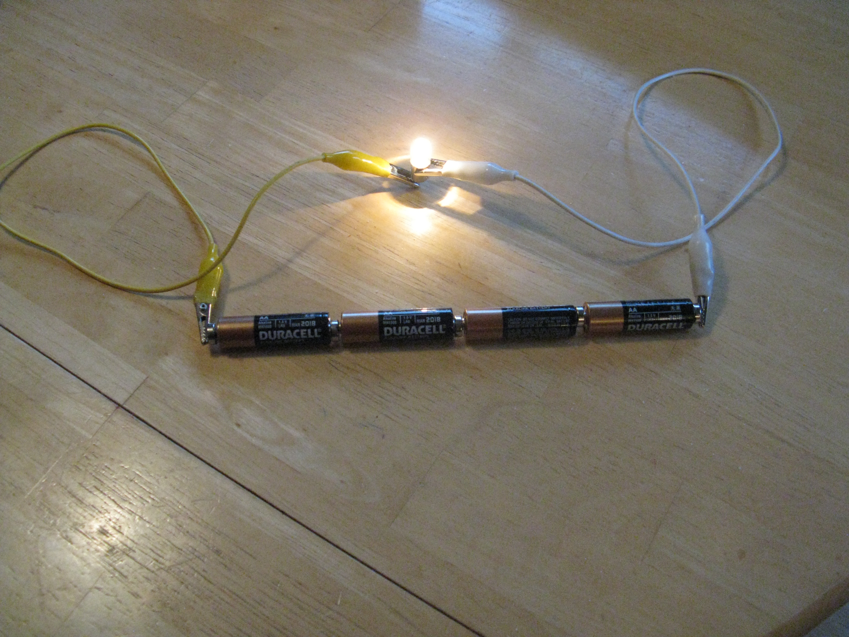 Connect As Many Batteries As You Need Without a Battery Box