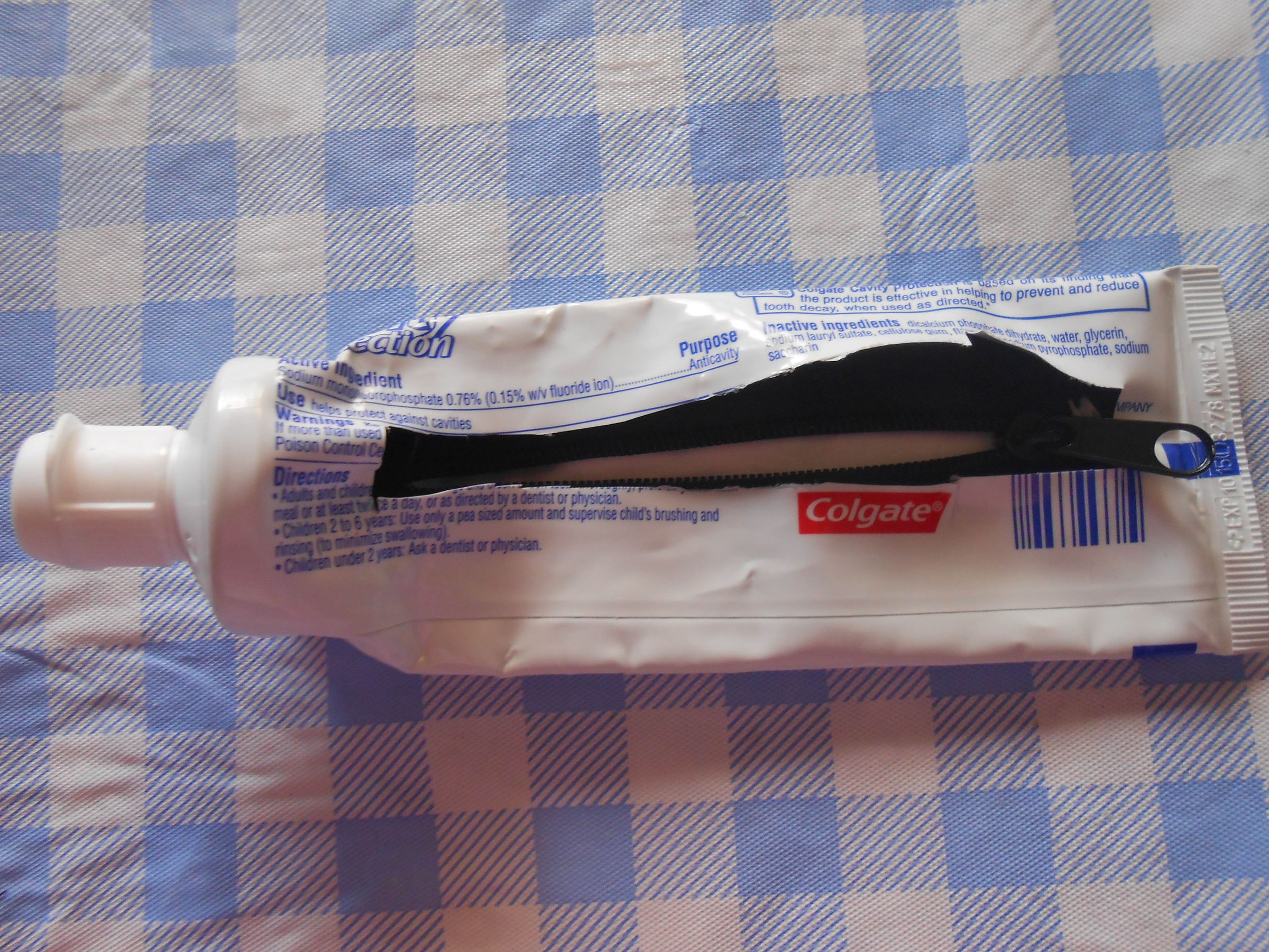 Toothpaste Tube Change Purse : 6 Steps (with Pictures) - Instructables