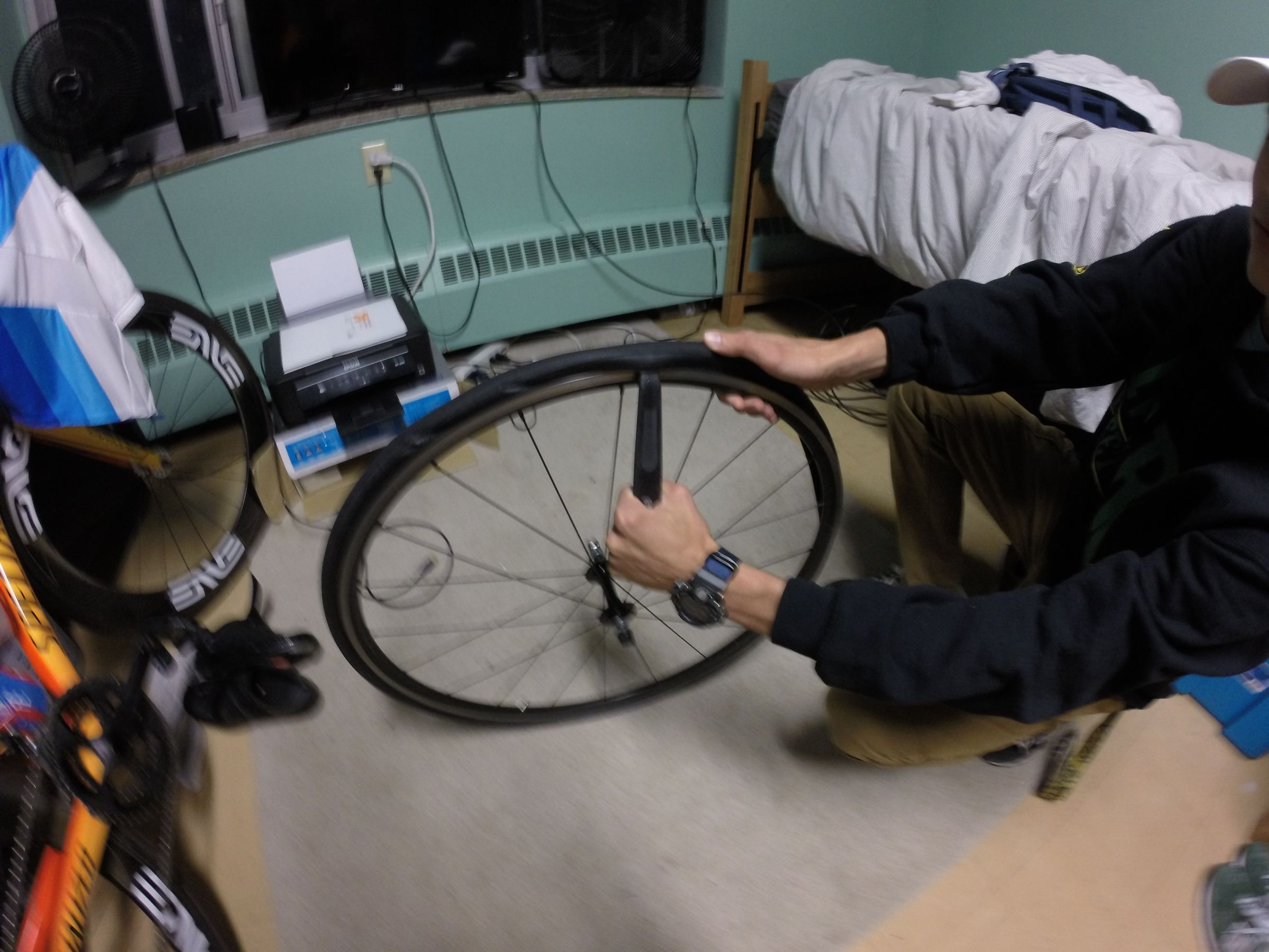 How to Change a Bike Inner Tube 8 Steps Instructables