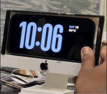 IMac-Style IPhone Charging Stand With Sleep Reminder