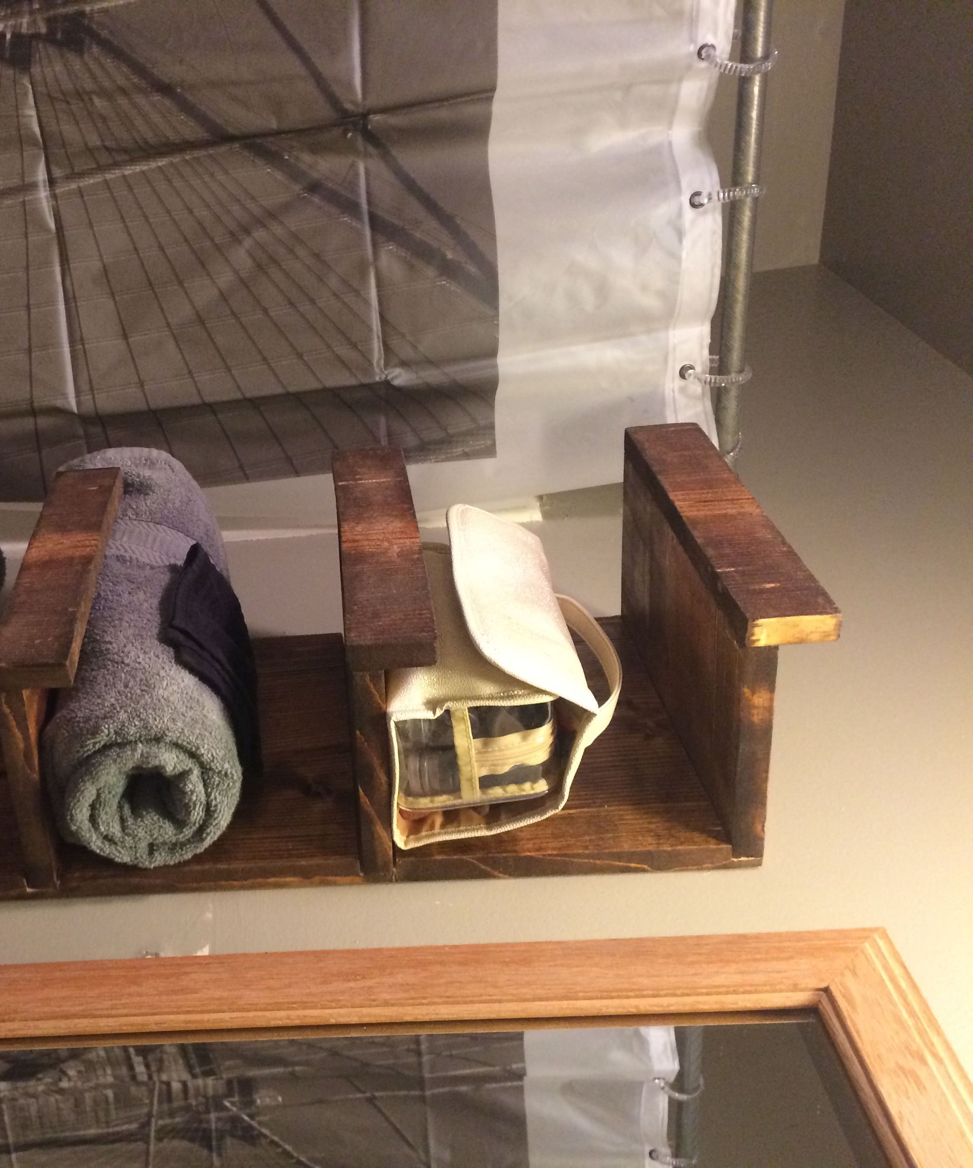 Wood Towel Rack
