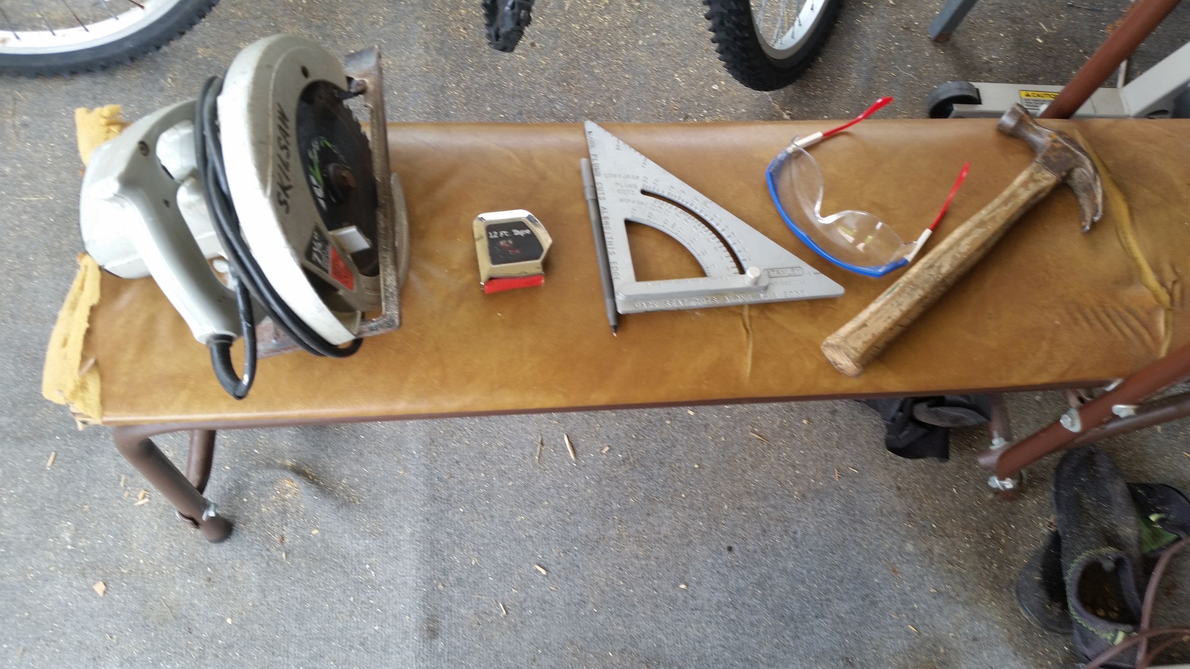 Garden Box and Flower Box from two 42inch pallets.