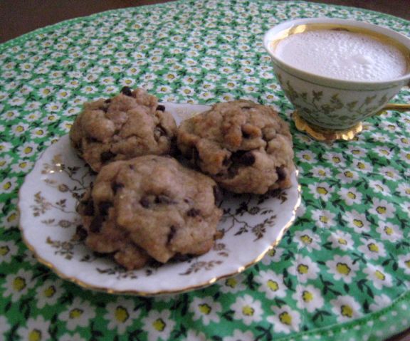 Easy Chocolate Chip Cookies That Happen to Be Vegan