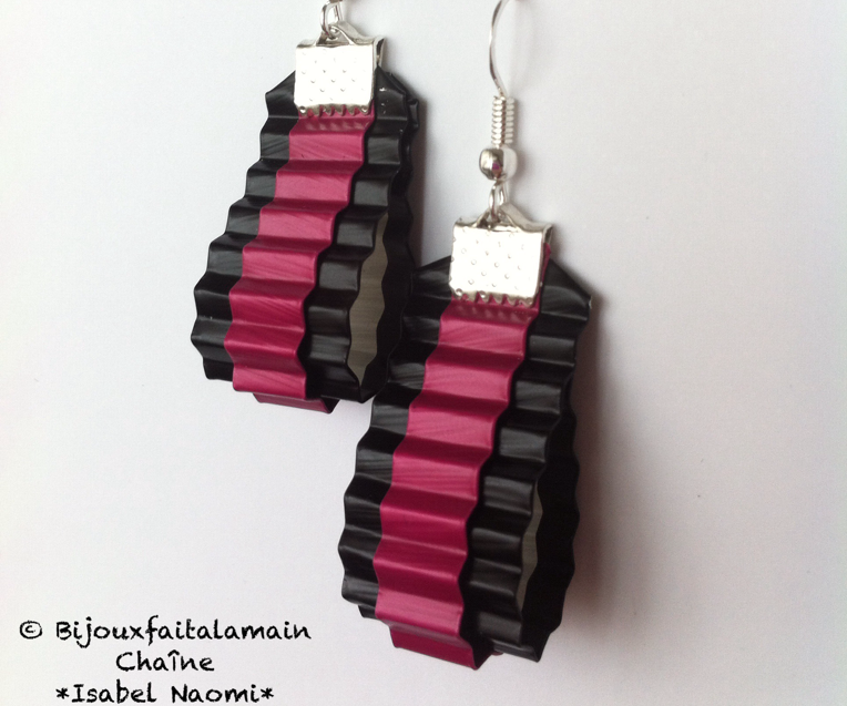 How to Make Ribbon Shaped Earrings With Coffee Pods