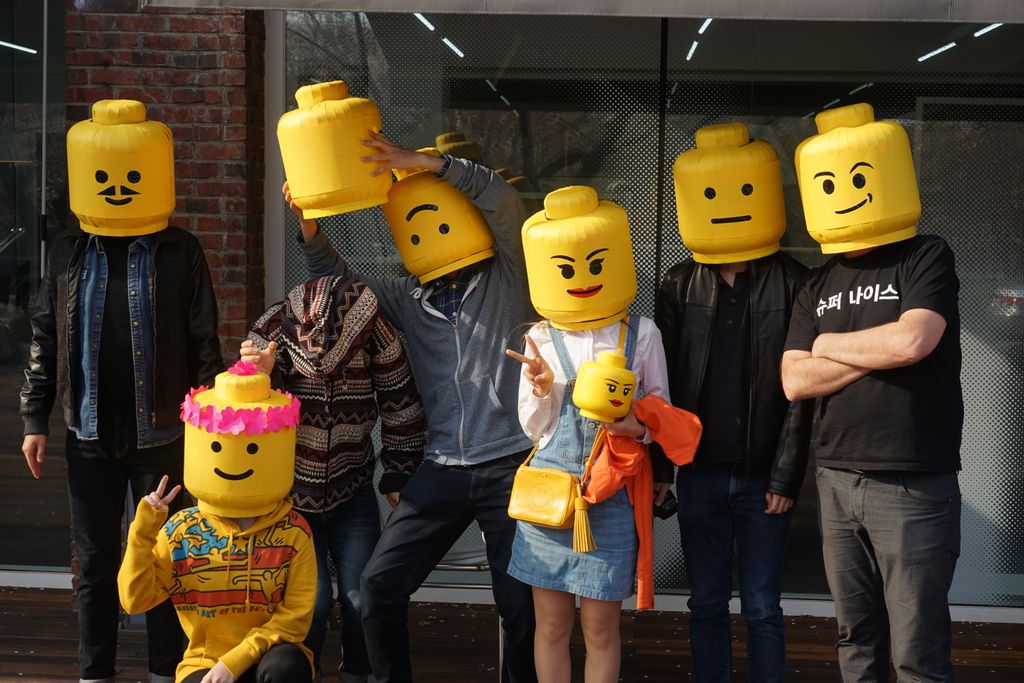 Lego Man Head Mask : 6 Steps (with Pictures) - Instructables