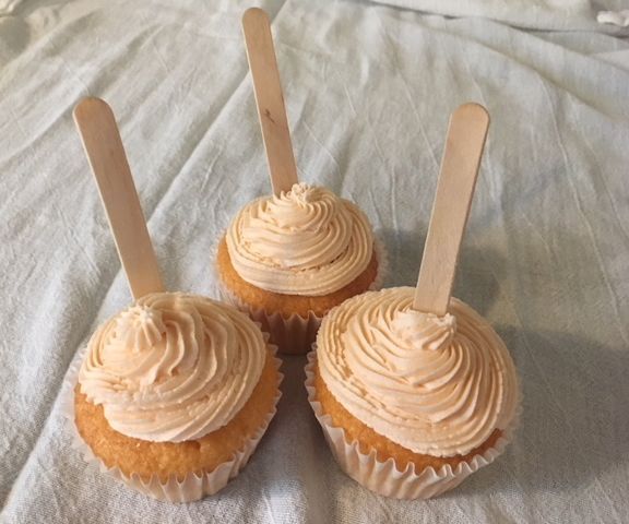 Orange Creamsicle Cupcakes