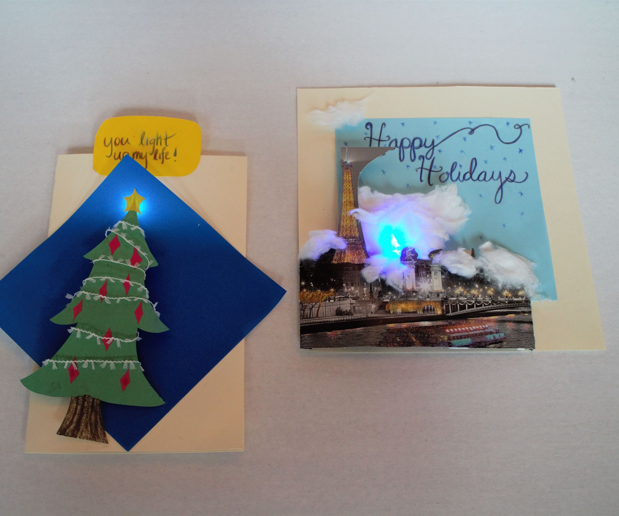 Make a Light-Up Holiday Card!