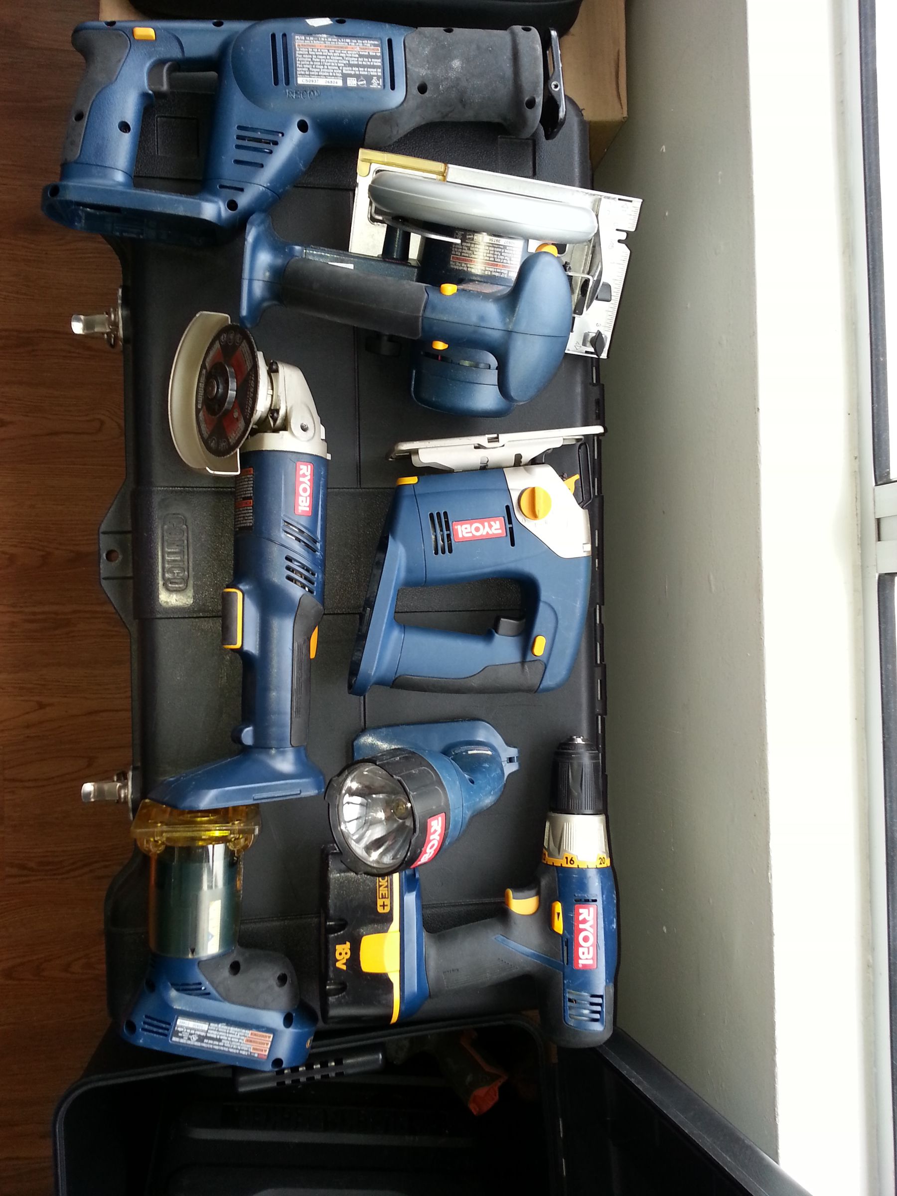 Cordless Power Tool Conversion 18VDC to 120/240VAC : 10 Steps (with ...