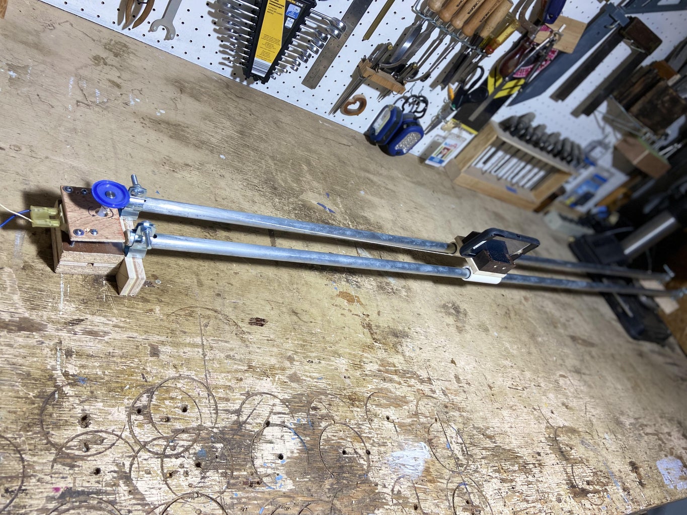 DIY Camera Slider for Content Creation : 4 Steps (with Pictures
