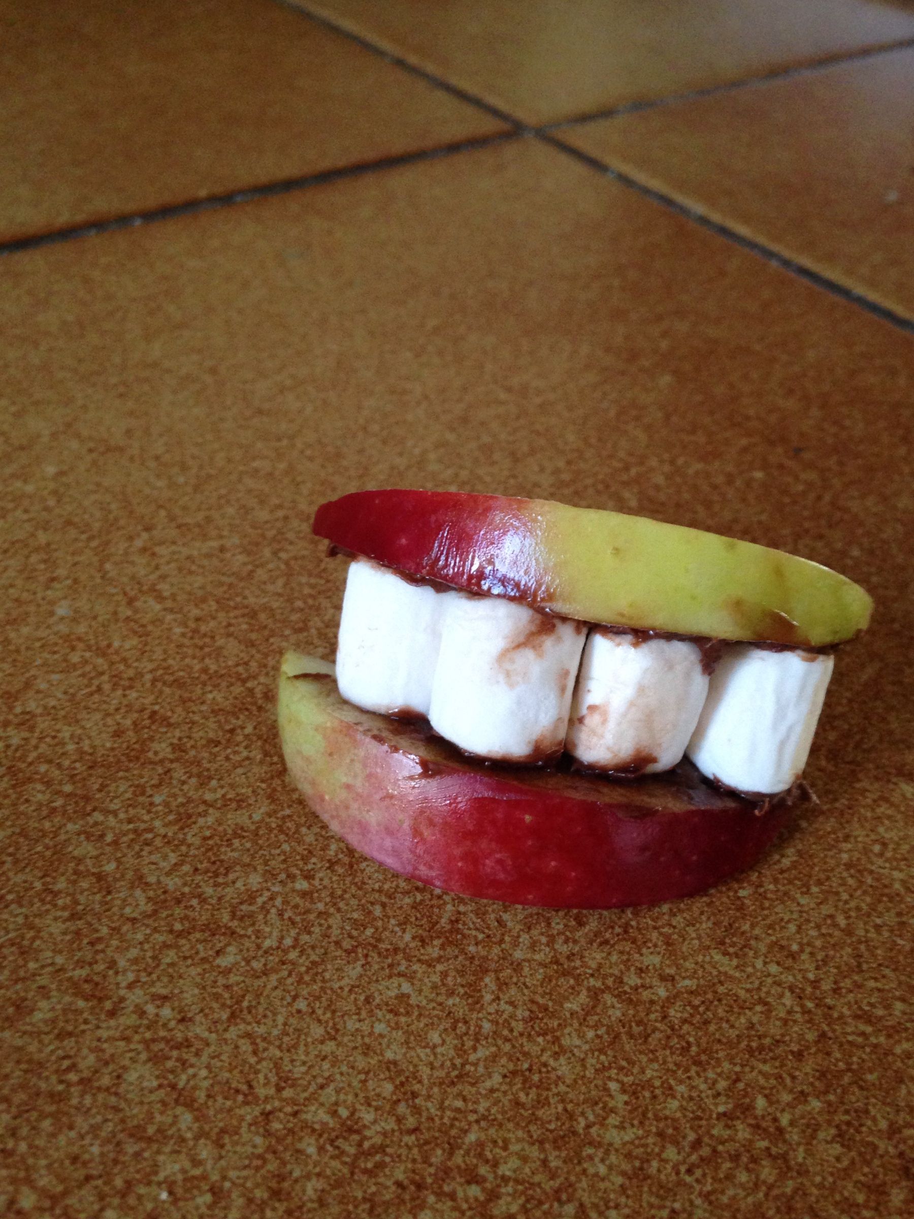 Edible Dentures : Halloween Treat