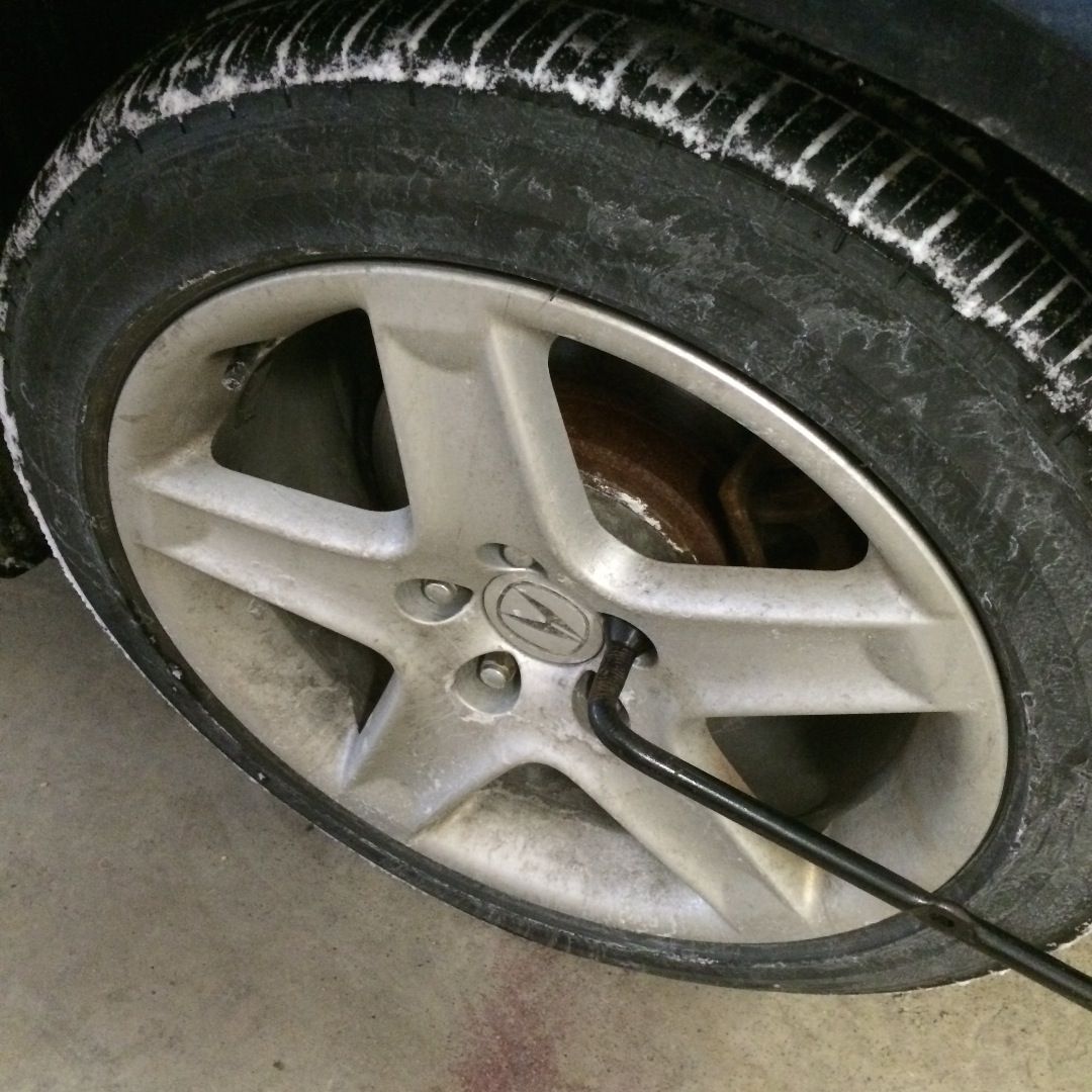 How to Change a Tire 13 Steps (with Pictures) Instructables