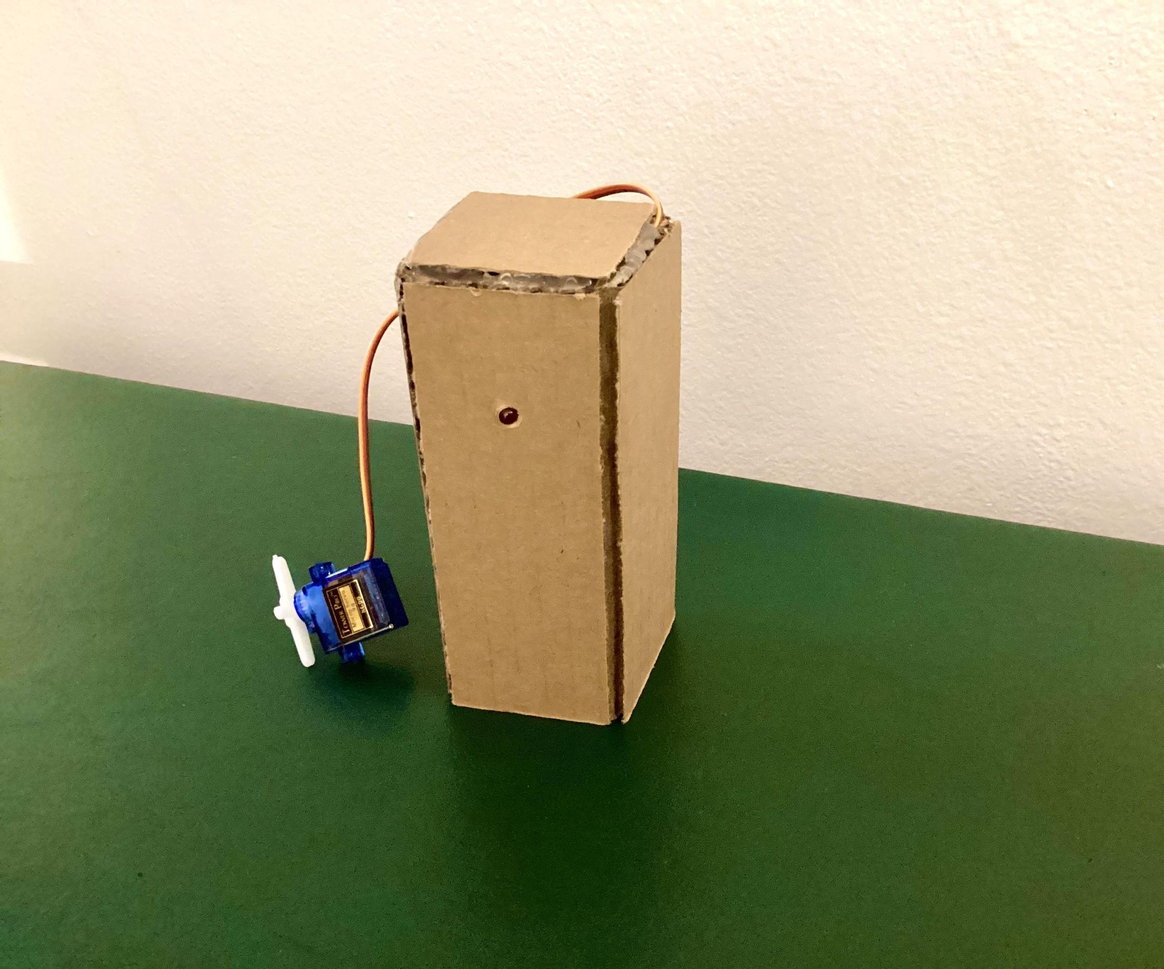 Compact, Low-cost RFID Door Lock