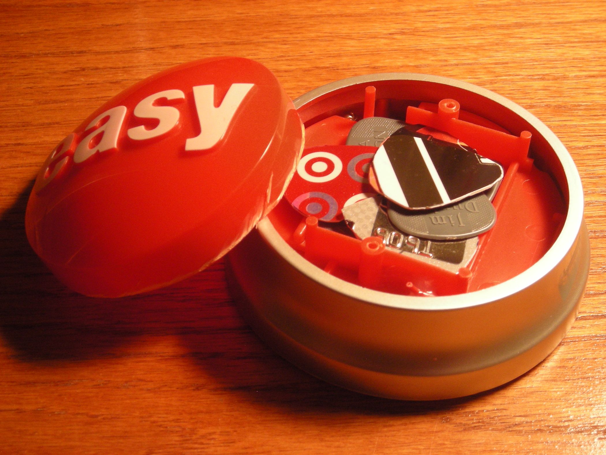 Guitar Pick/ Anything Holder 10 Steps Instructables