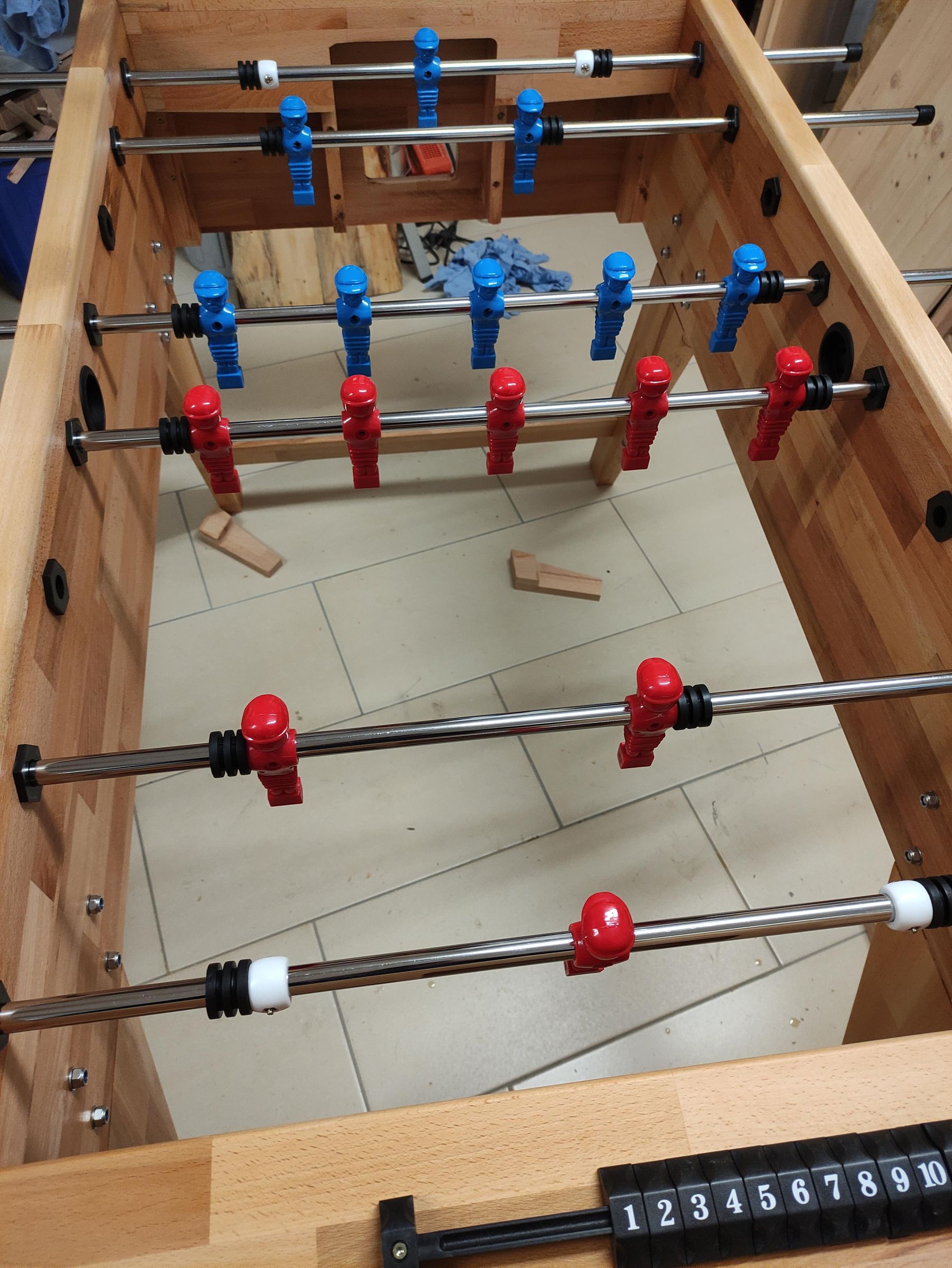 Table Football : 18 Steps (with Pictures) - Instructables