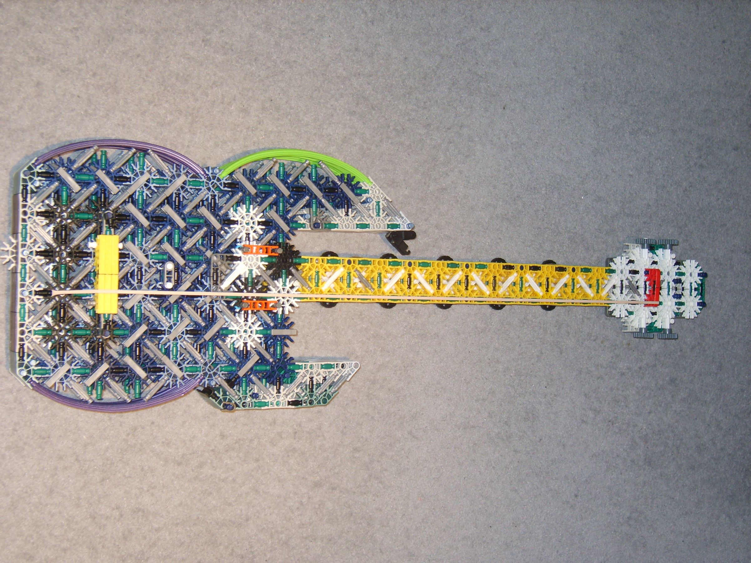 Knex Guitar (Bass)