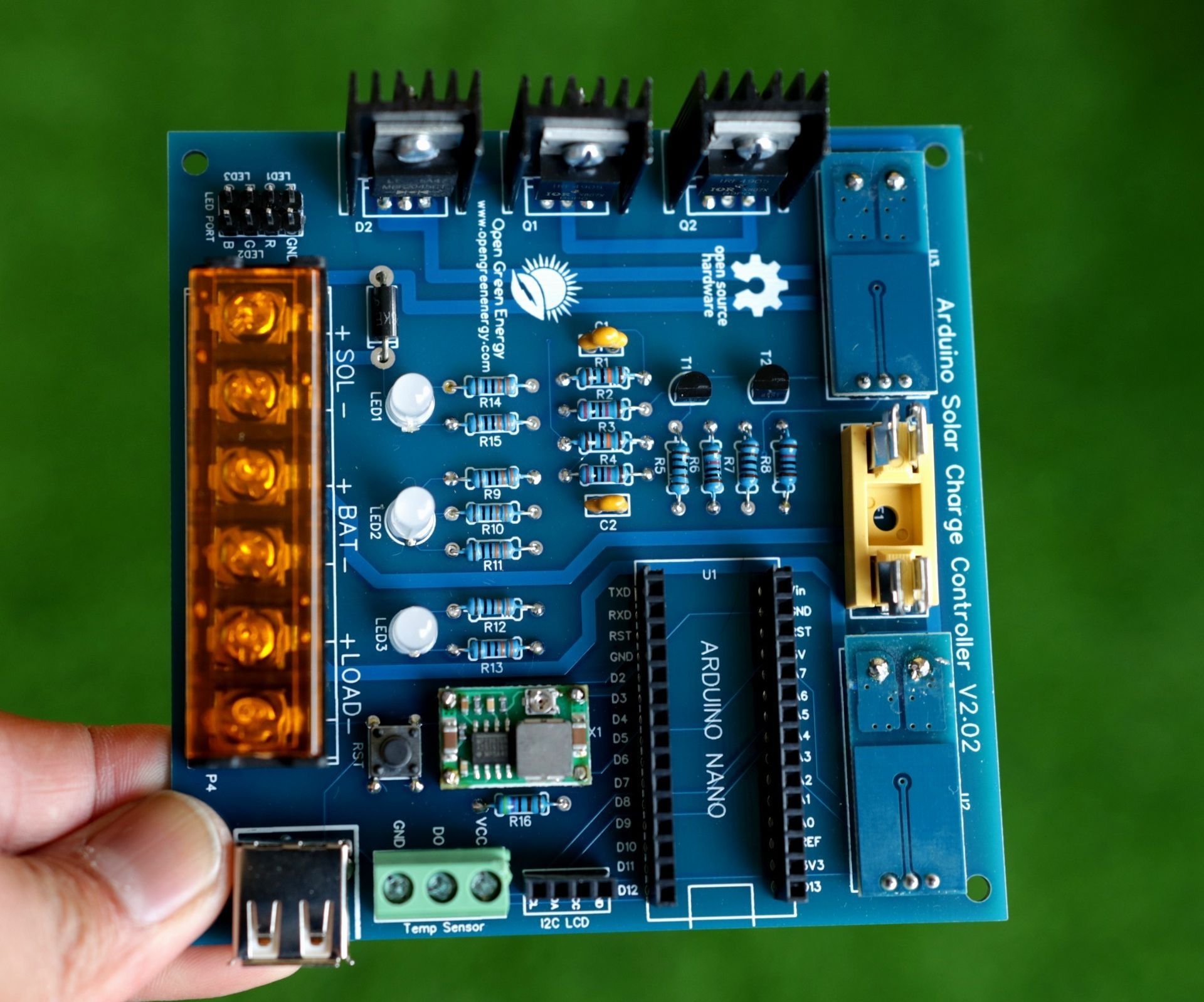ARDUINO PWM SOLAR CHARGE CONTROLLER ( V 2.02)