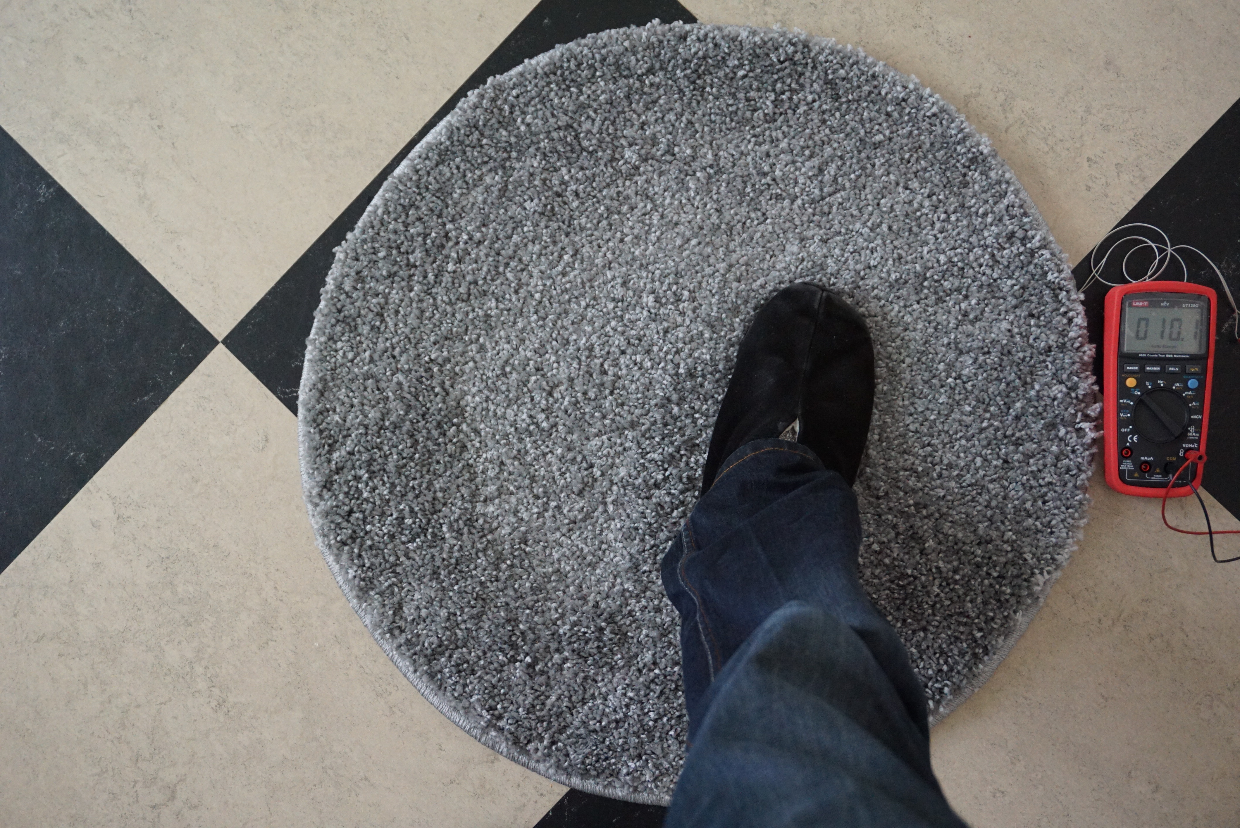 Pressure Sensitive Floor Mat Sensor 9 Steps (with Pictures