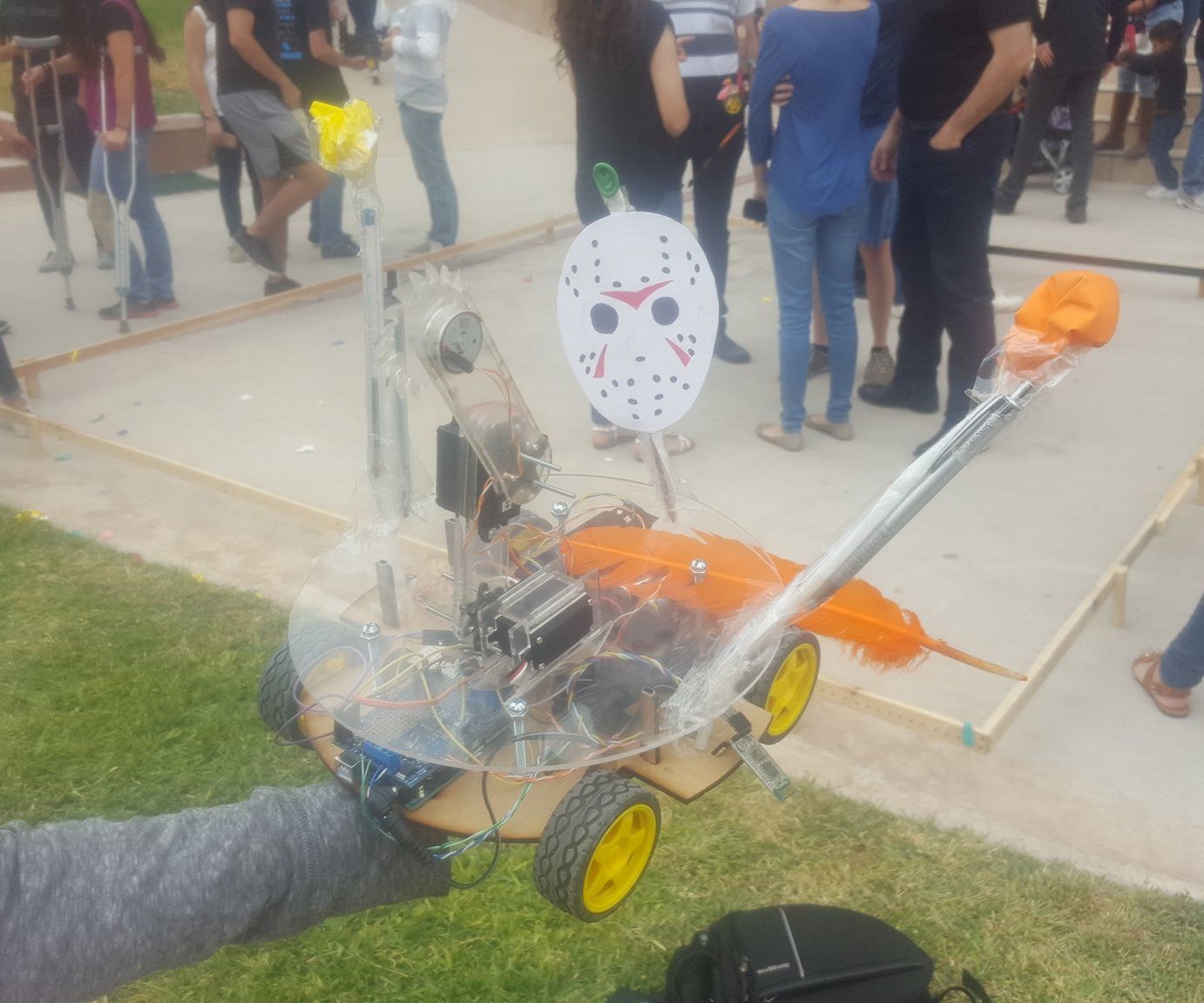 Mario Kart Balloon Robot