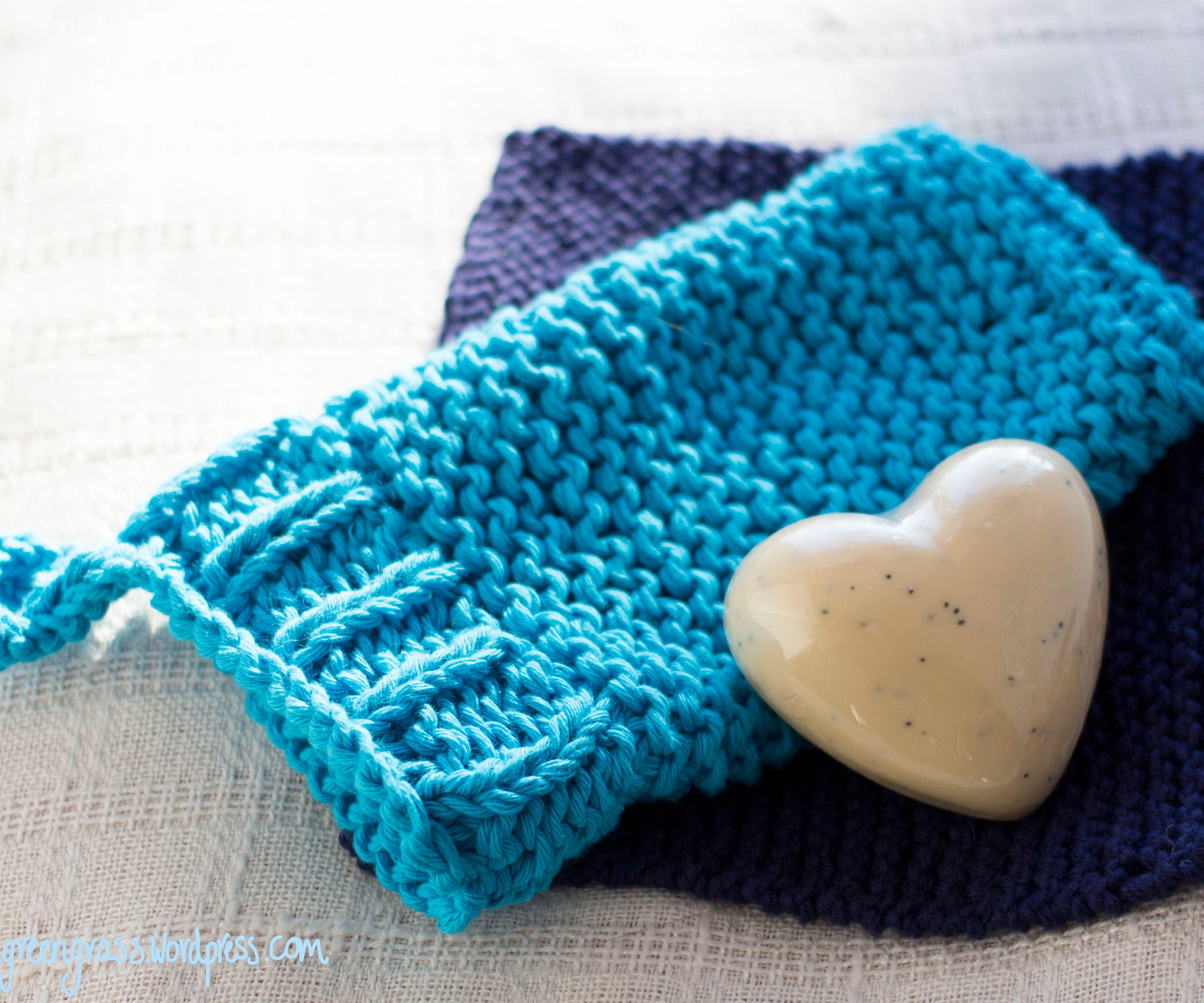Knitted Scrub Mitten and Wash Cloth