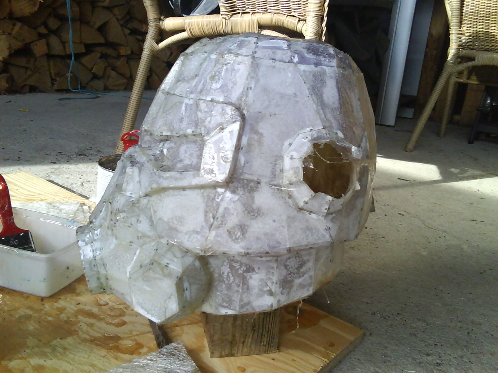 How to Make Your Own Fallout 3 Helmet Prop! 8 Steps Instructables
